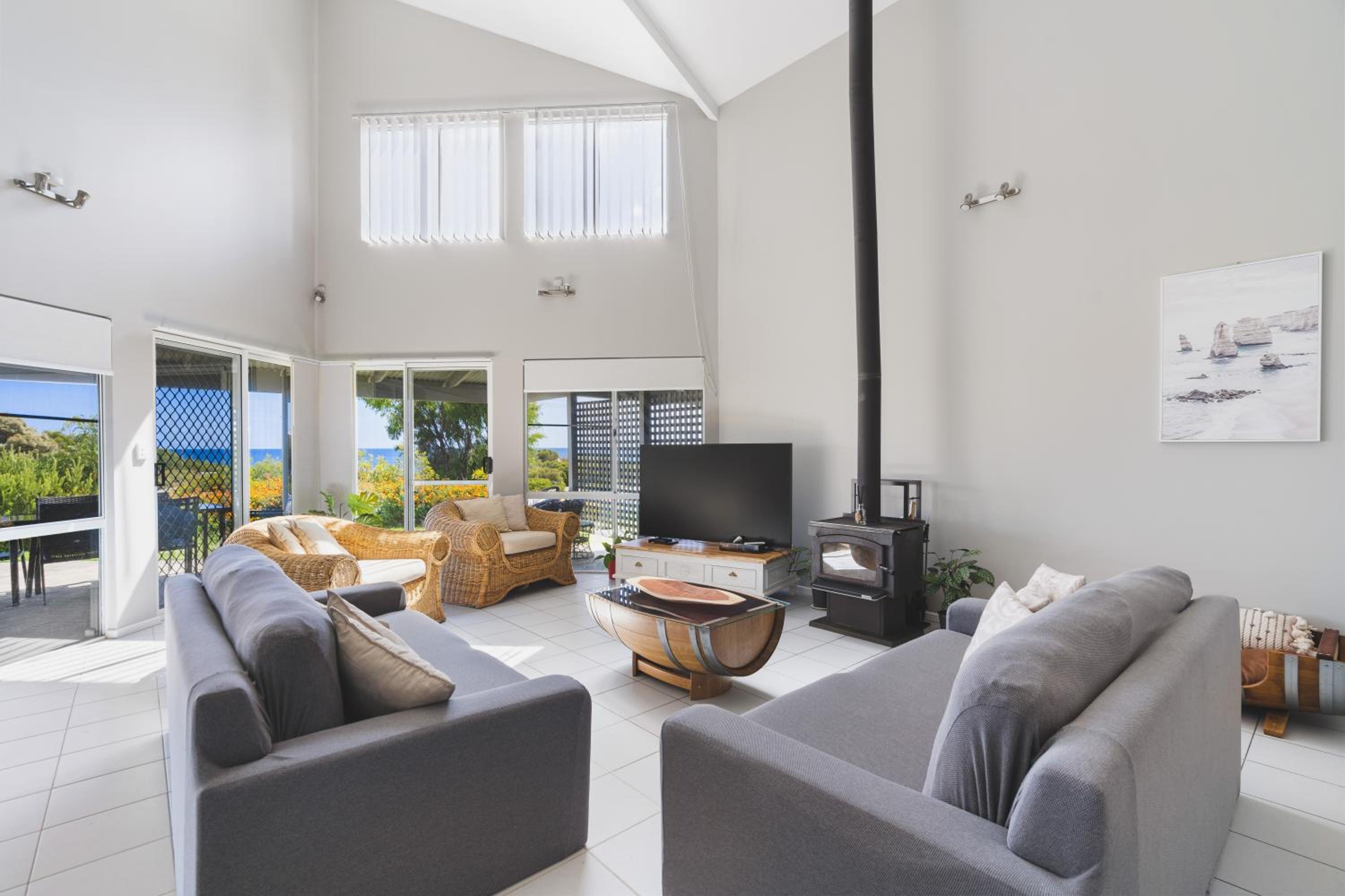 Seaview Residence by 