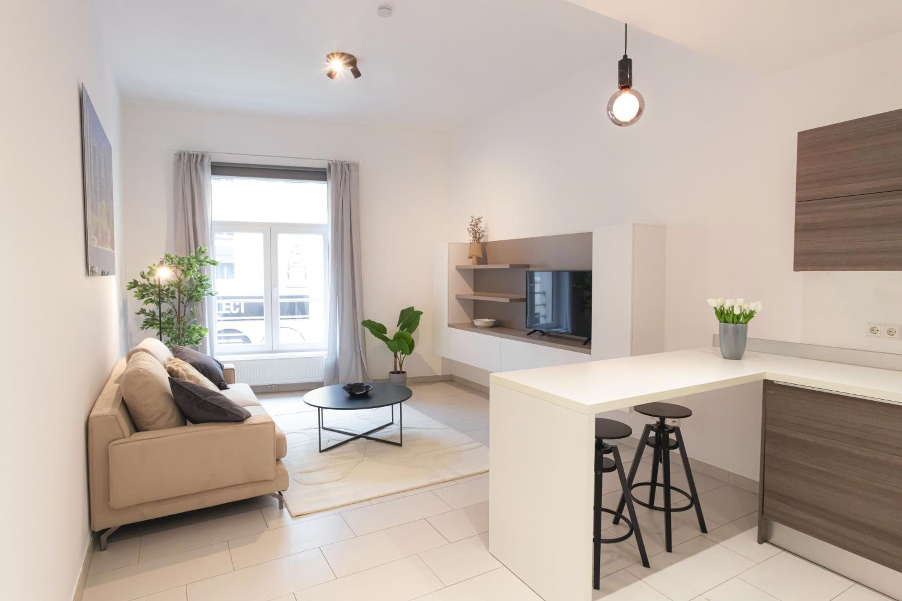 Origer Apartments by Rentaroo view 3