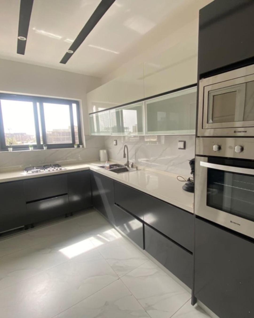 Magnifique Appartement avec PISCINE sur le toit, 3 Chambres, 4 Salles de Bain, Gym, Terrasse, Cuisine locale & nettoyage quotidien LUXURY & COMFORT in ALMA view 3