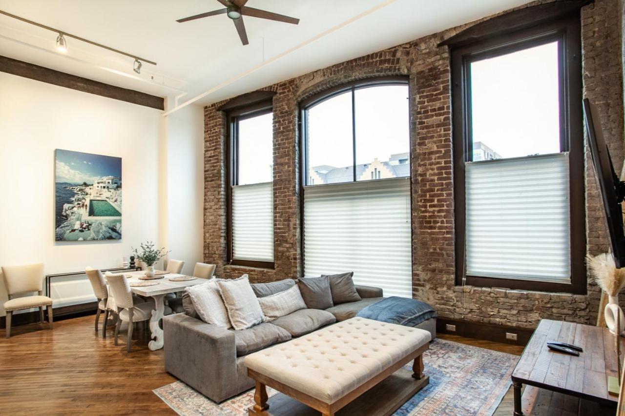 Jackson Jewel - Downtown Suite view 3