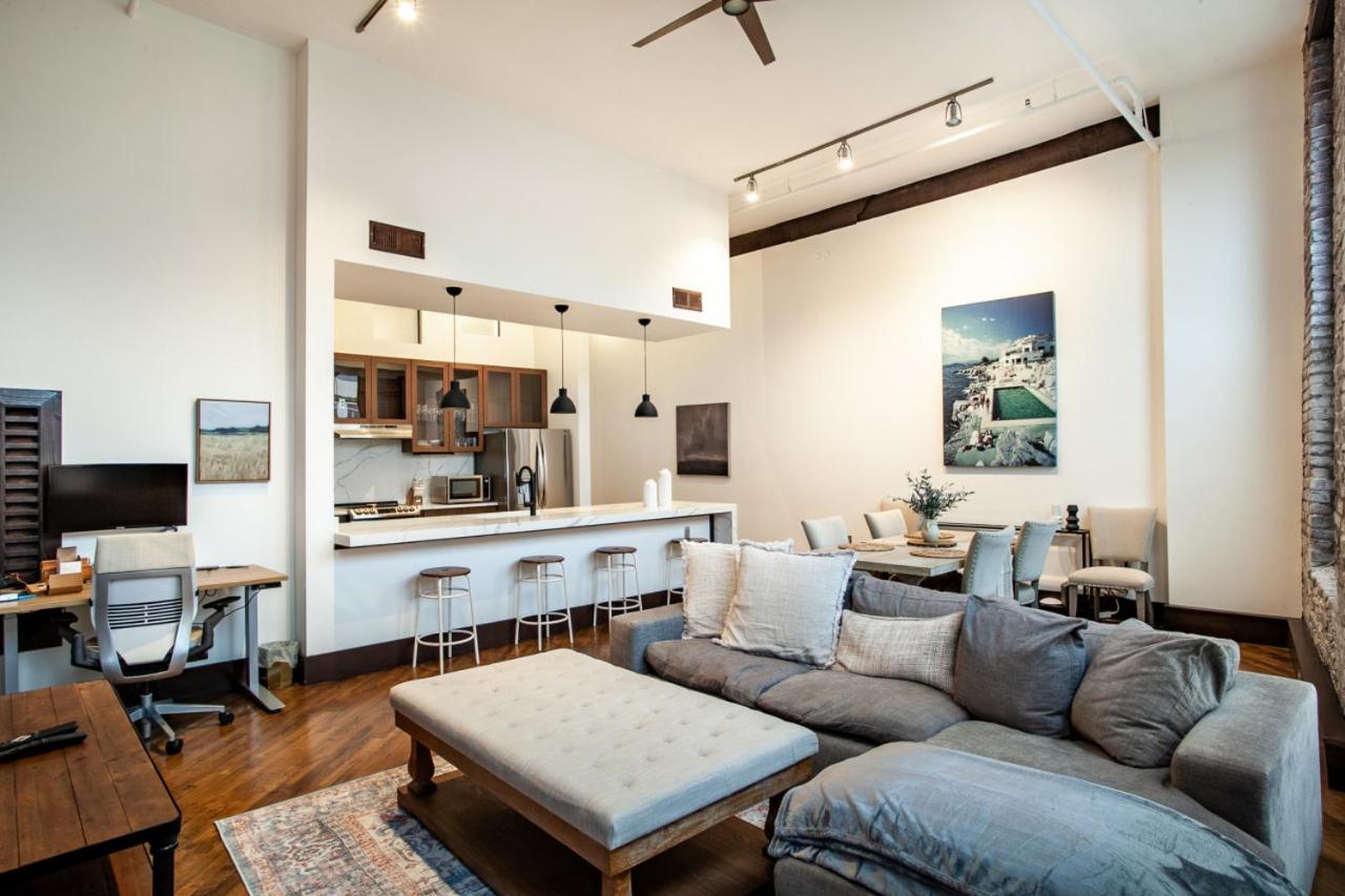 Jackson Jewel - Downtown Suite view 4
