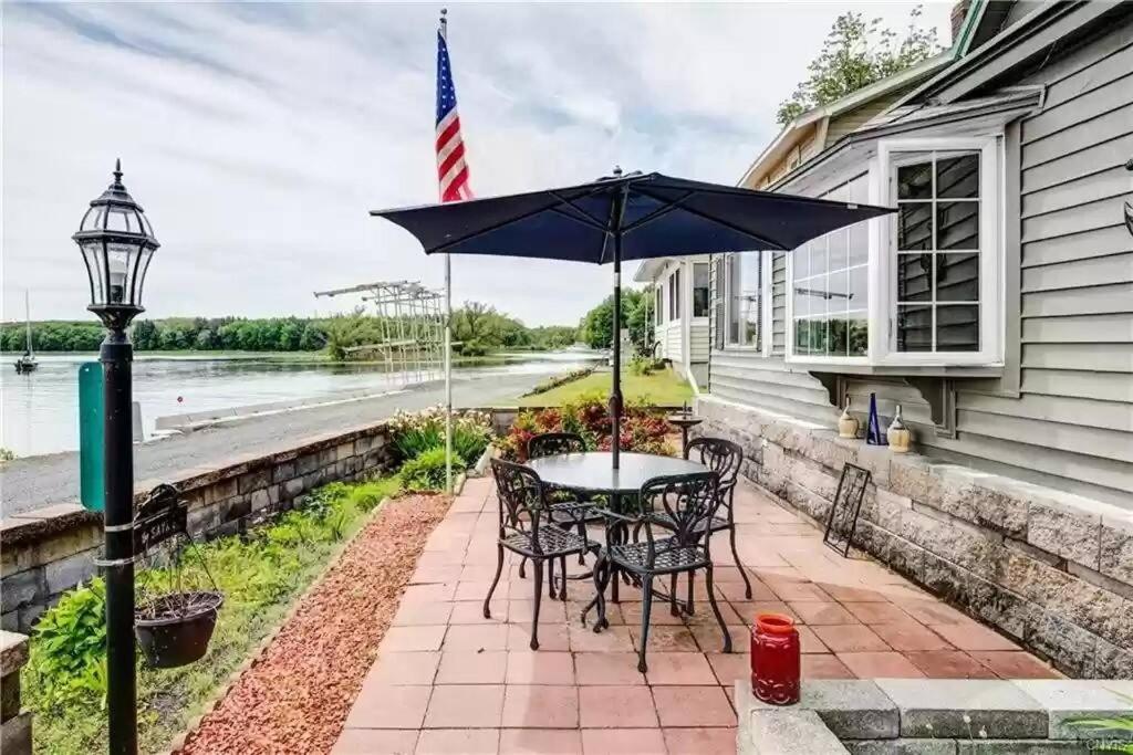 Riverside Cabin with Private Fishing Access! view 3