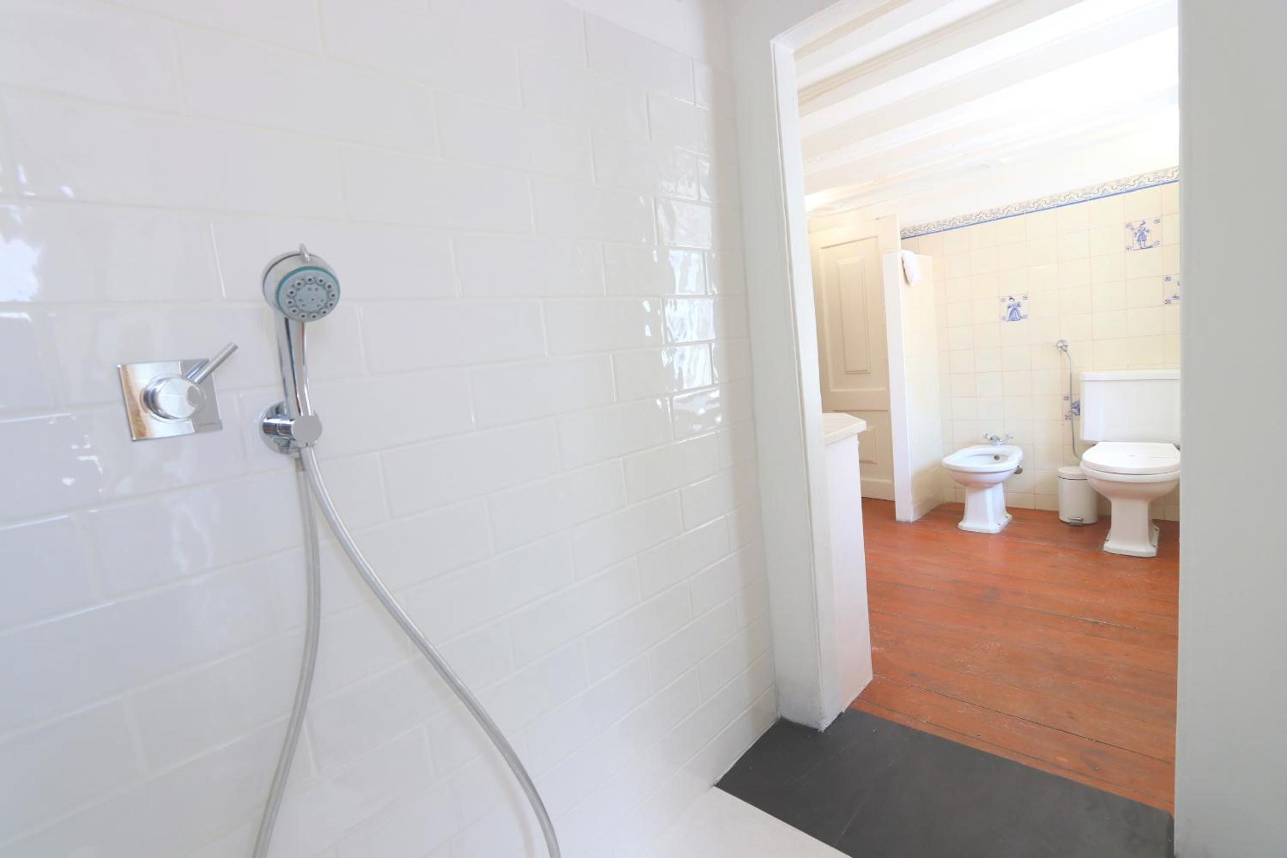 The Downtown Terrace - Fabulous Views, Sun Deck, Penthouse, 5th-floor no lift view 5