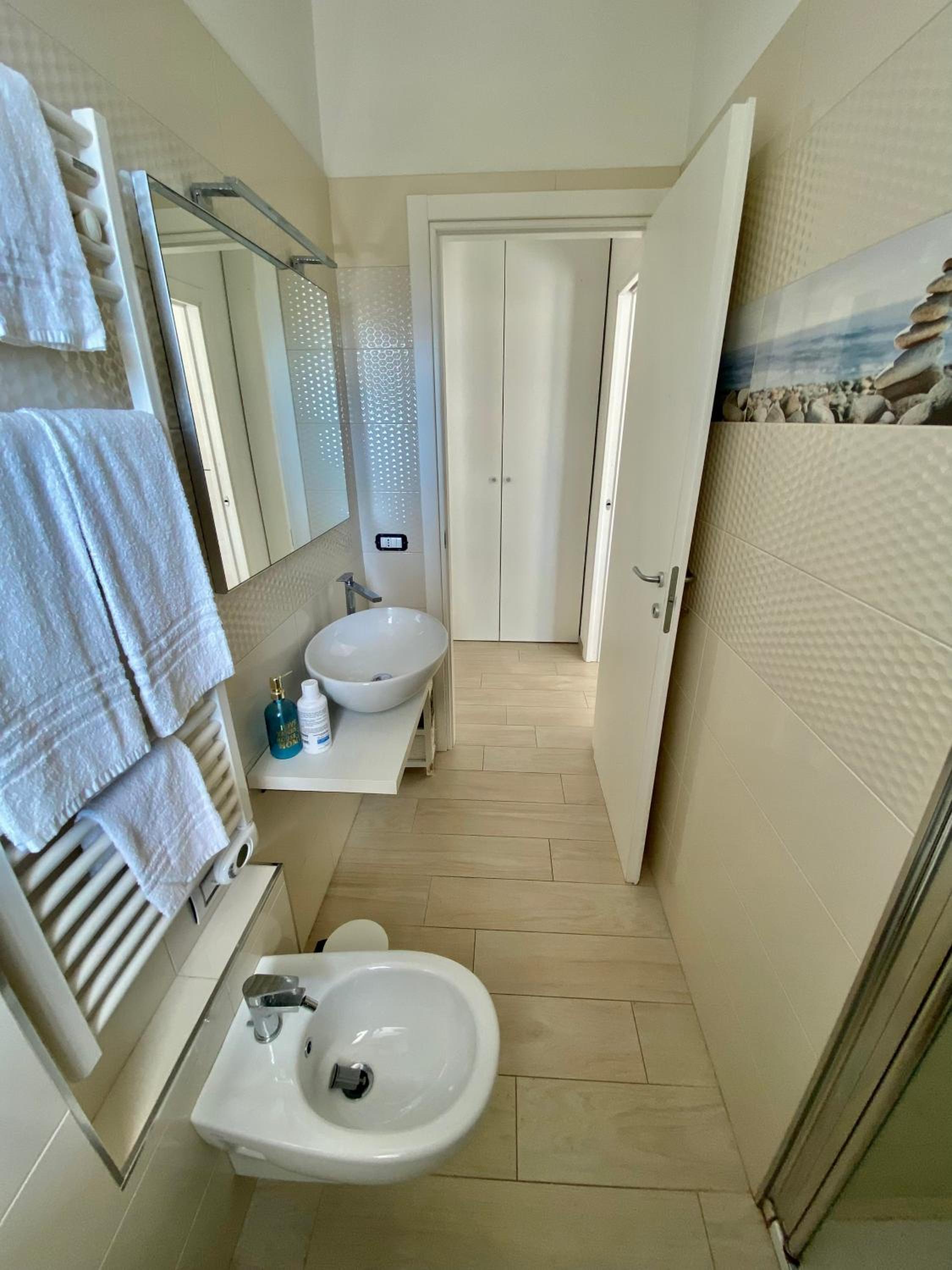 Appartamento al mare con giardino, spiaggia e piscina view 2
