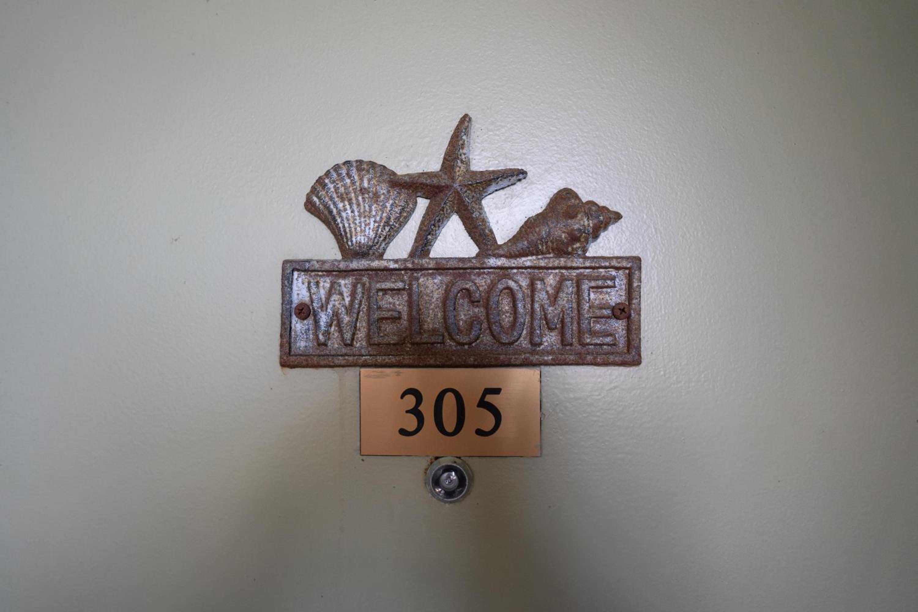 3 Bedroom Indian Shores Stunnersc1-305 view 5