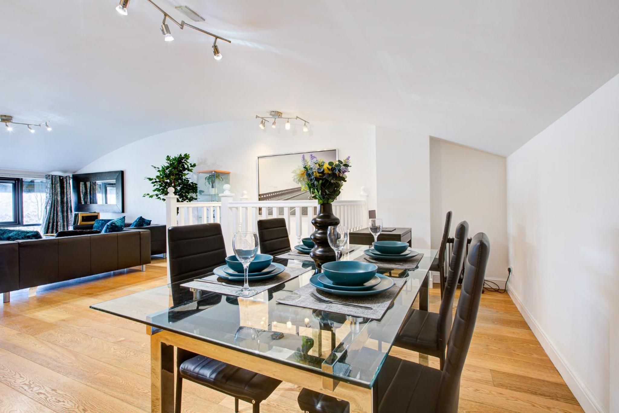 Statera Apartments - Thames View