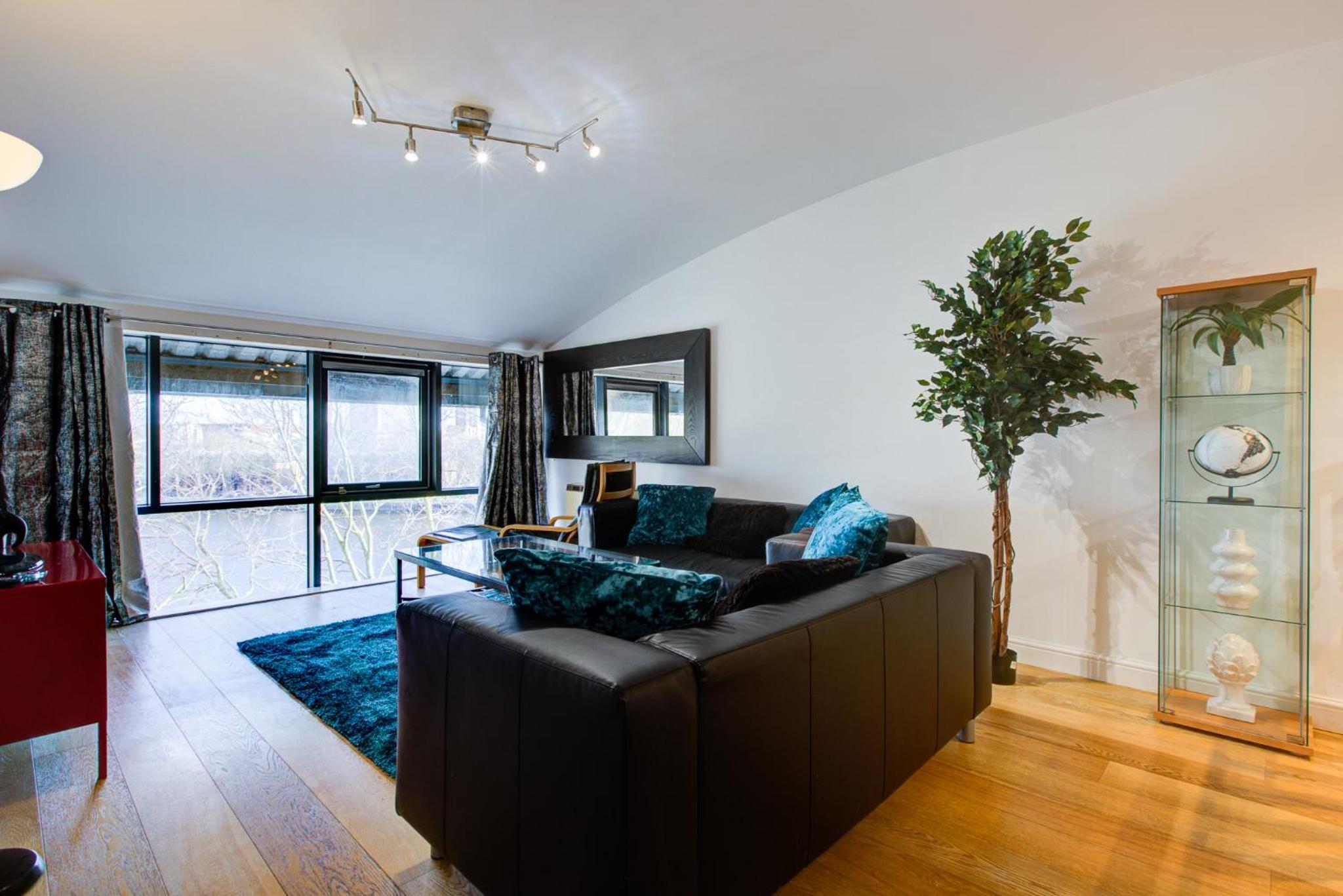 Statera Apartments - Thames View