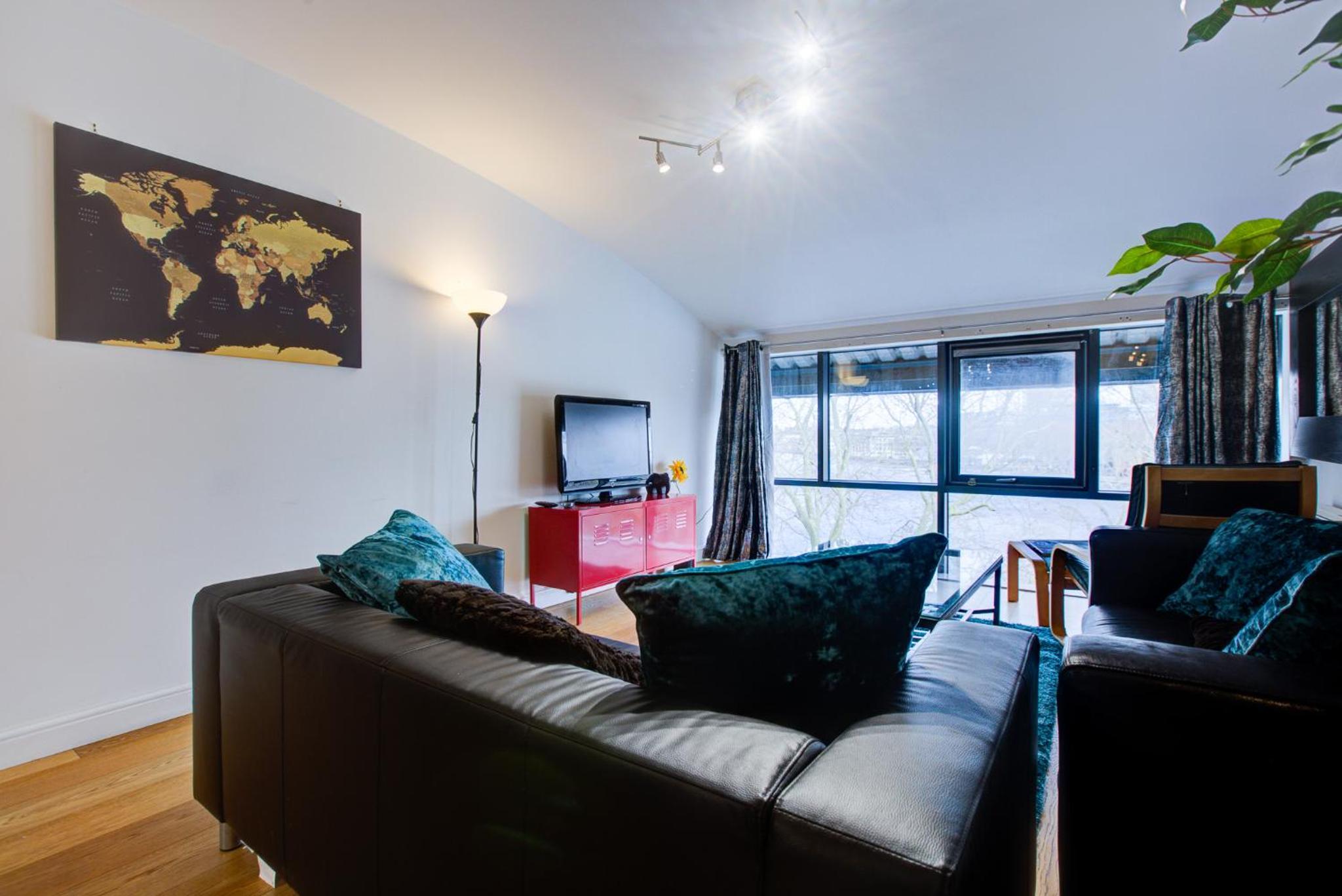 Statera Apartments - Thames View
