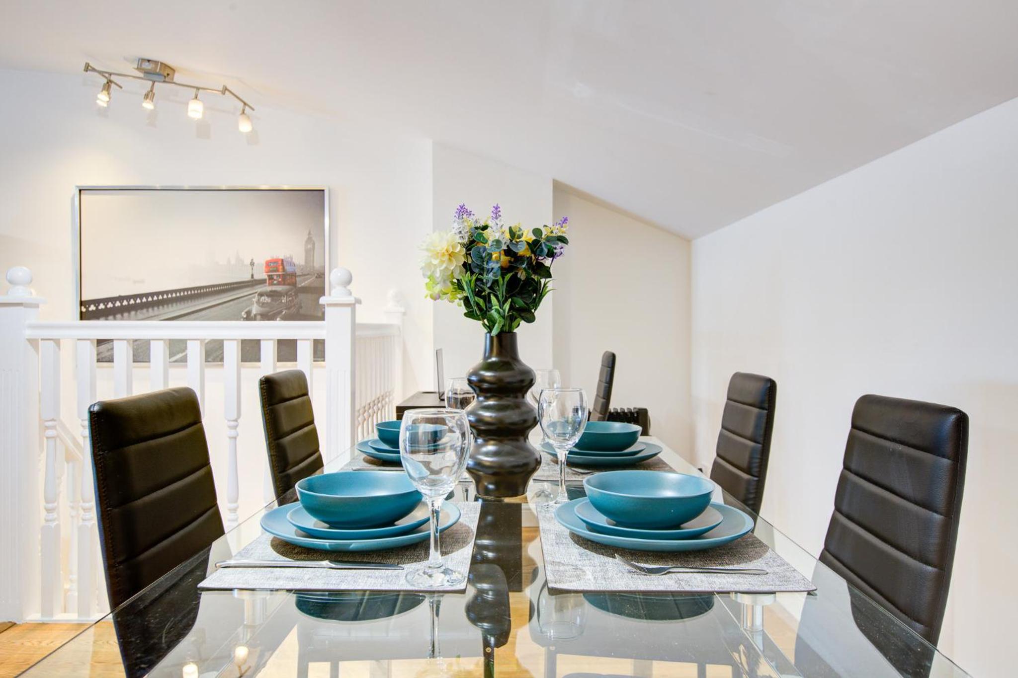 Statera Apartments - Thames View