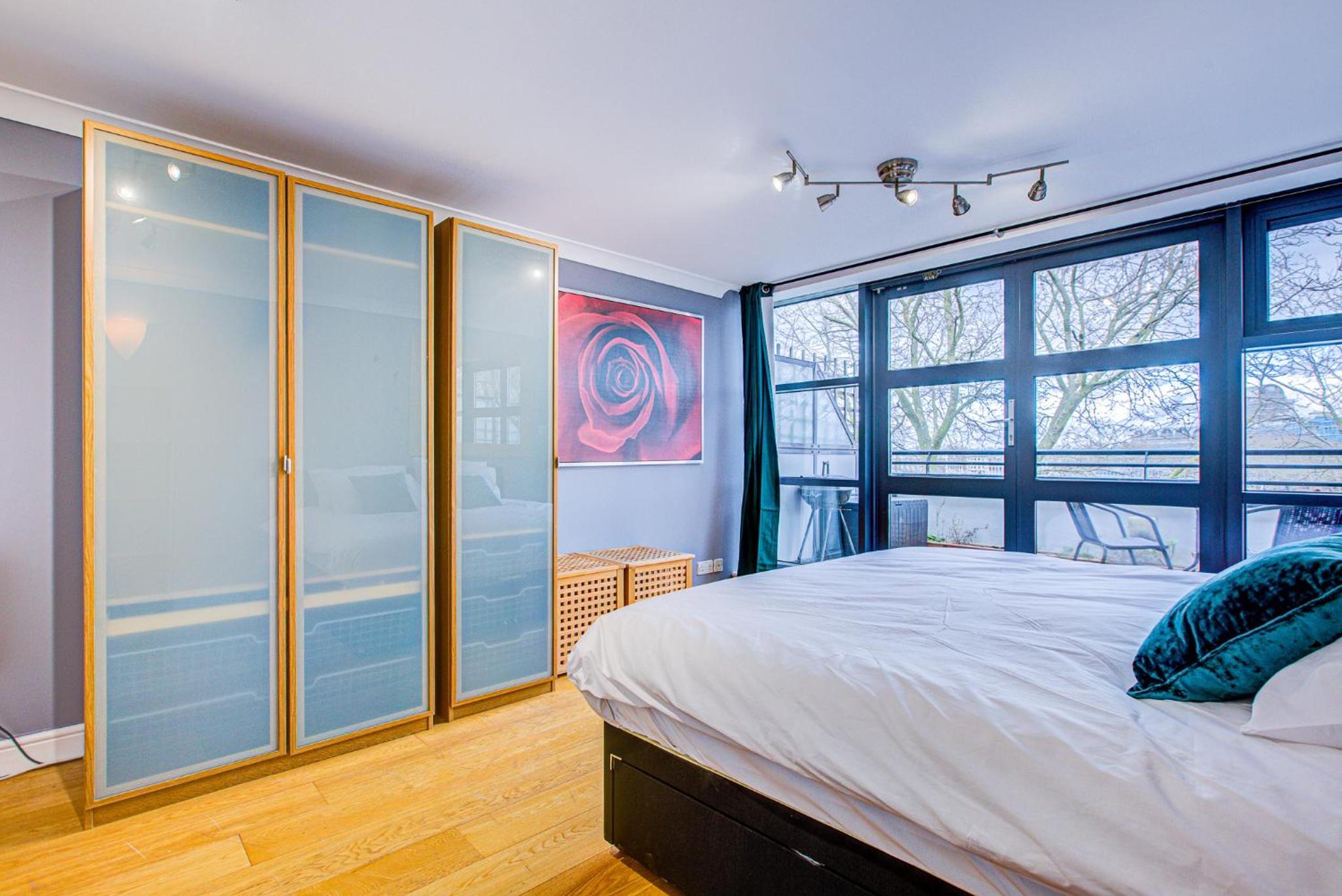 Statera Apartments - Thames View