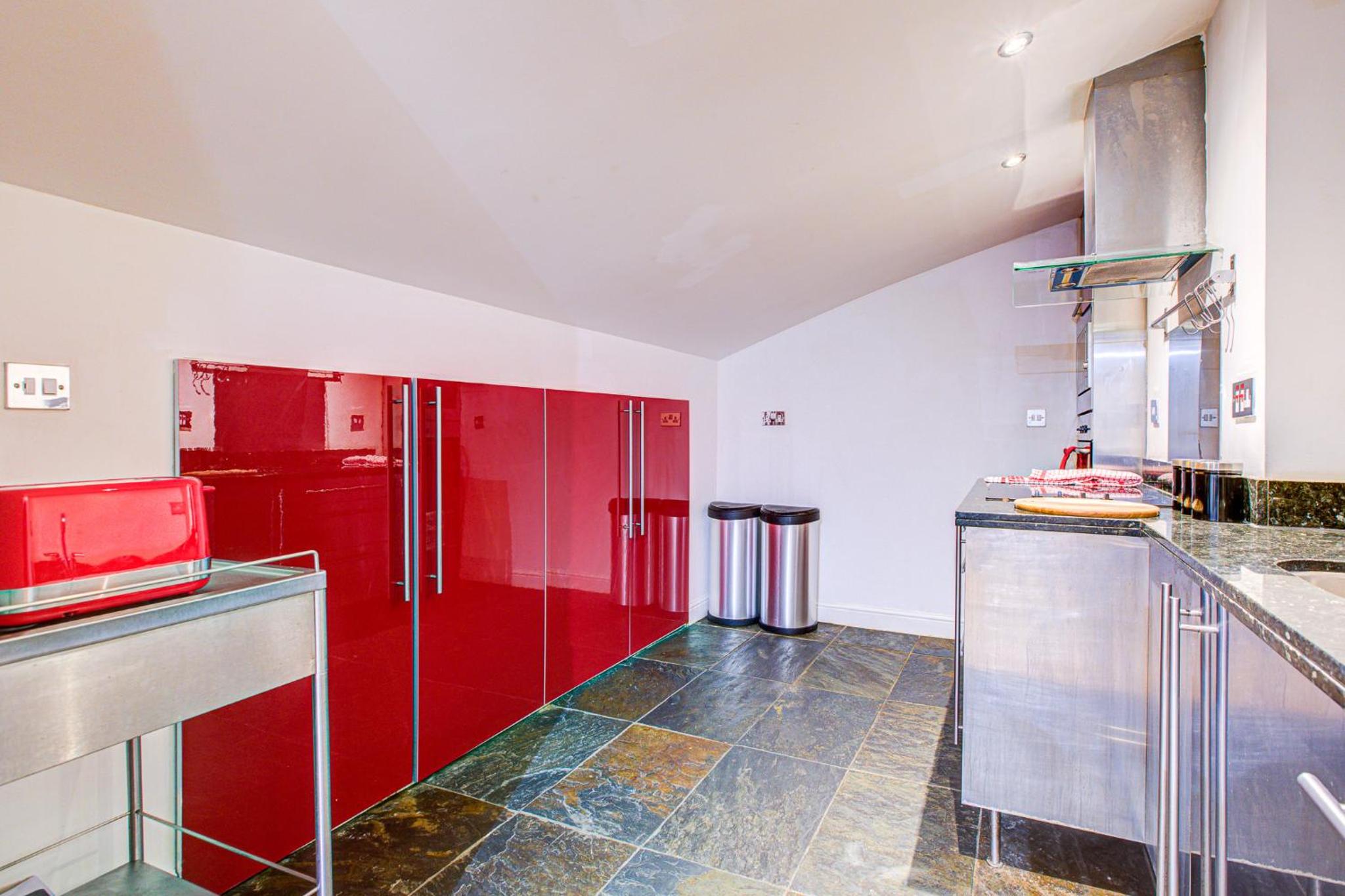 Statera Apartments - Thames View