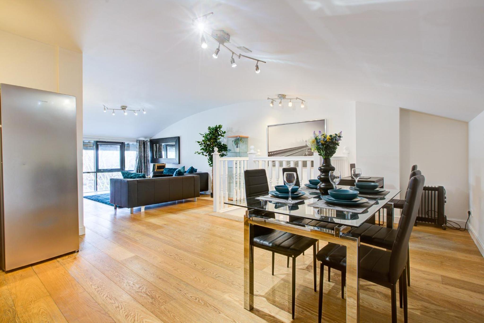 Statera Apartments - Thames View