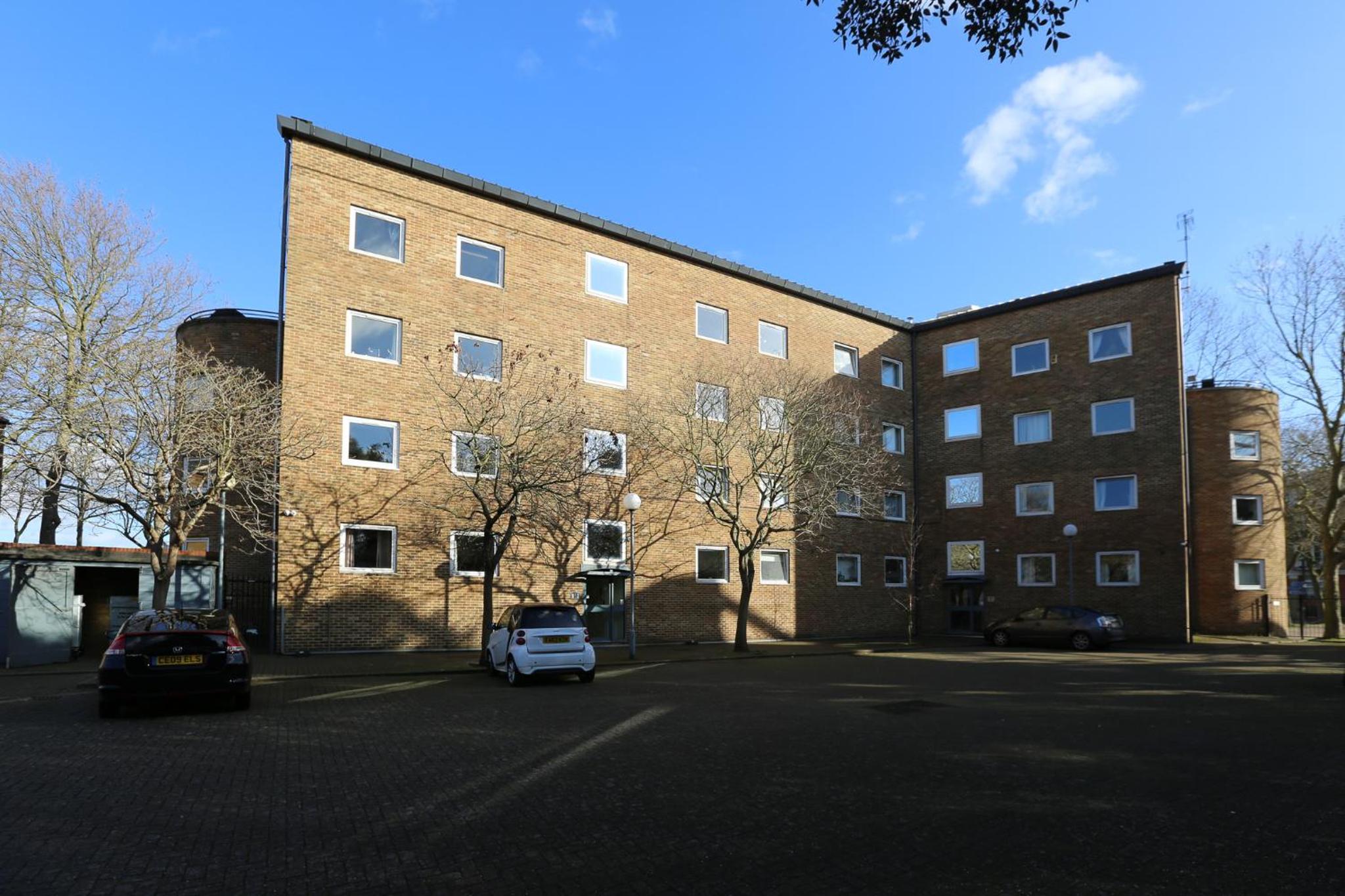 Statera Apartments - Thames View
