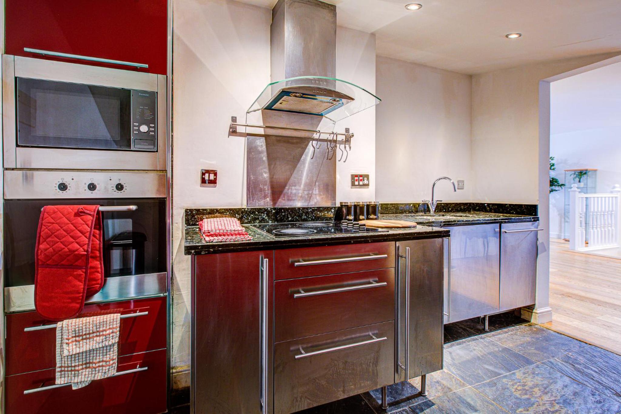 Statera Apartments - Thames View