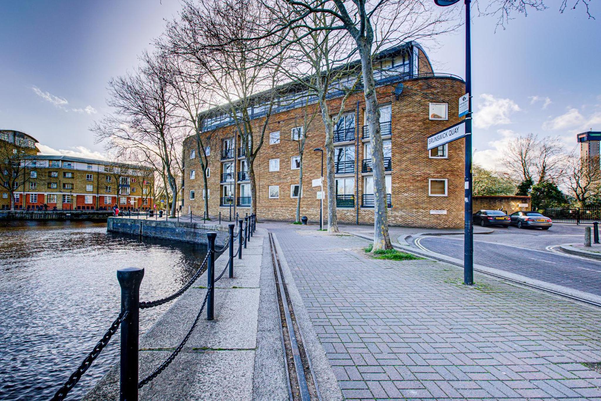 Statera Apartments - Thames View