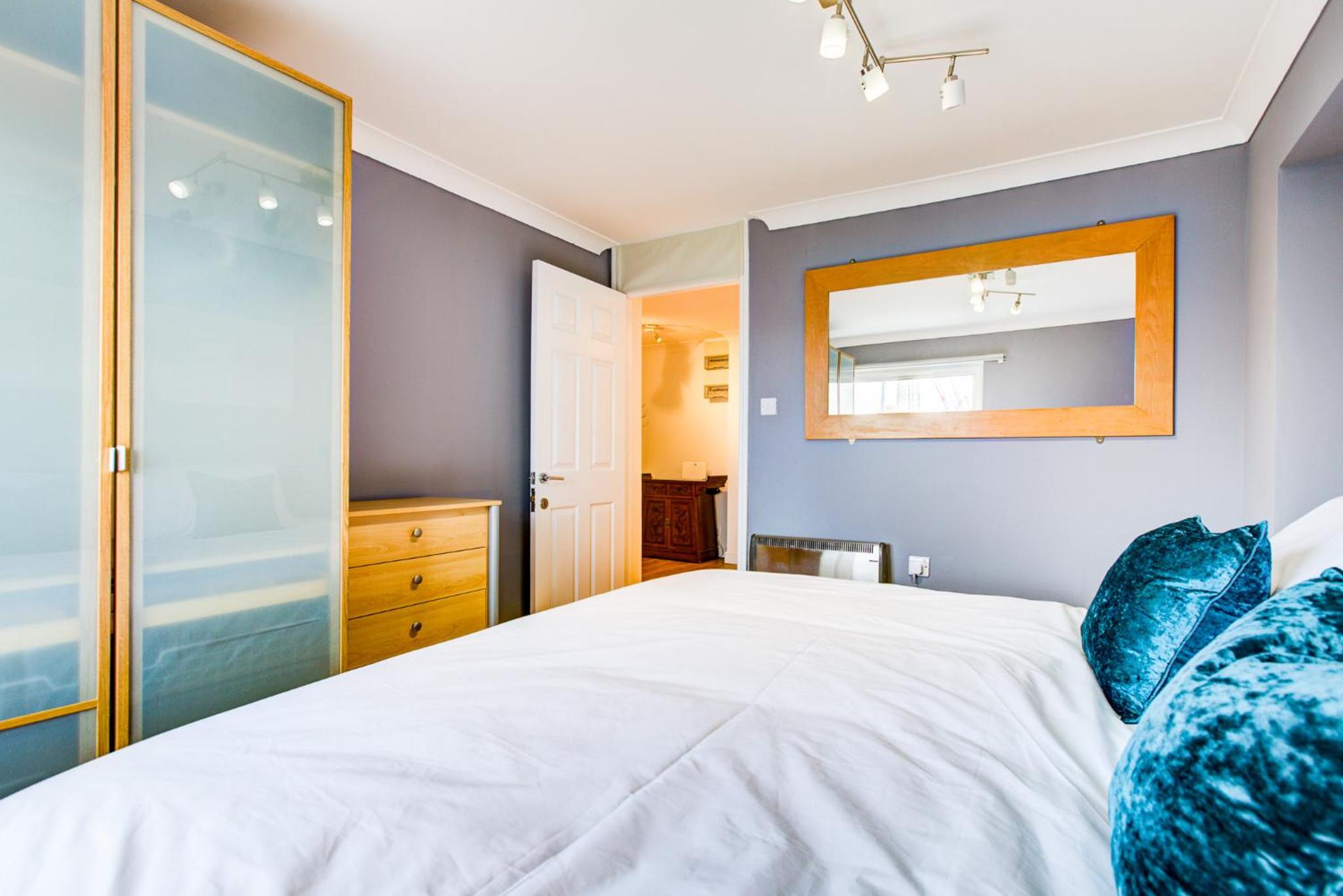 Statera Apartments - Thames View