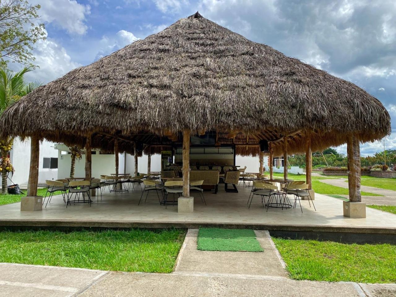 Hotel Zensi 420