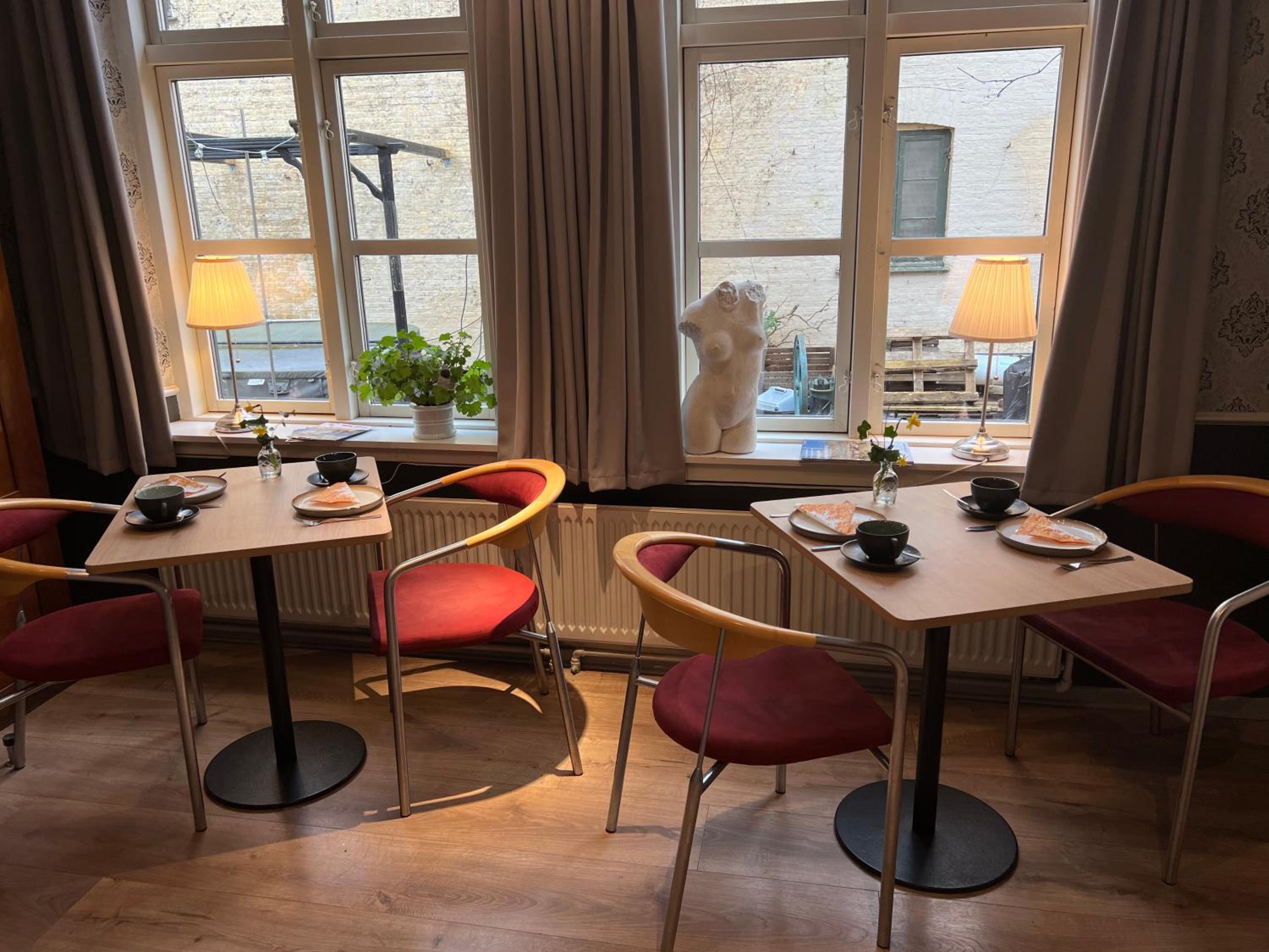 Apothekergaarden Stege stuen mod gårdhaven
