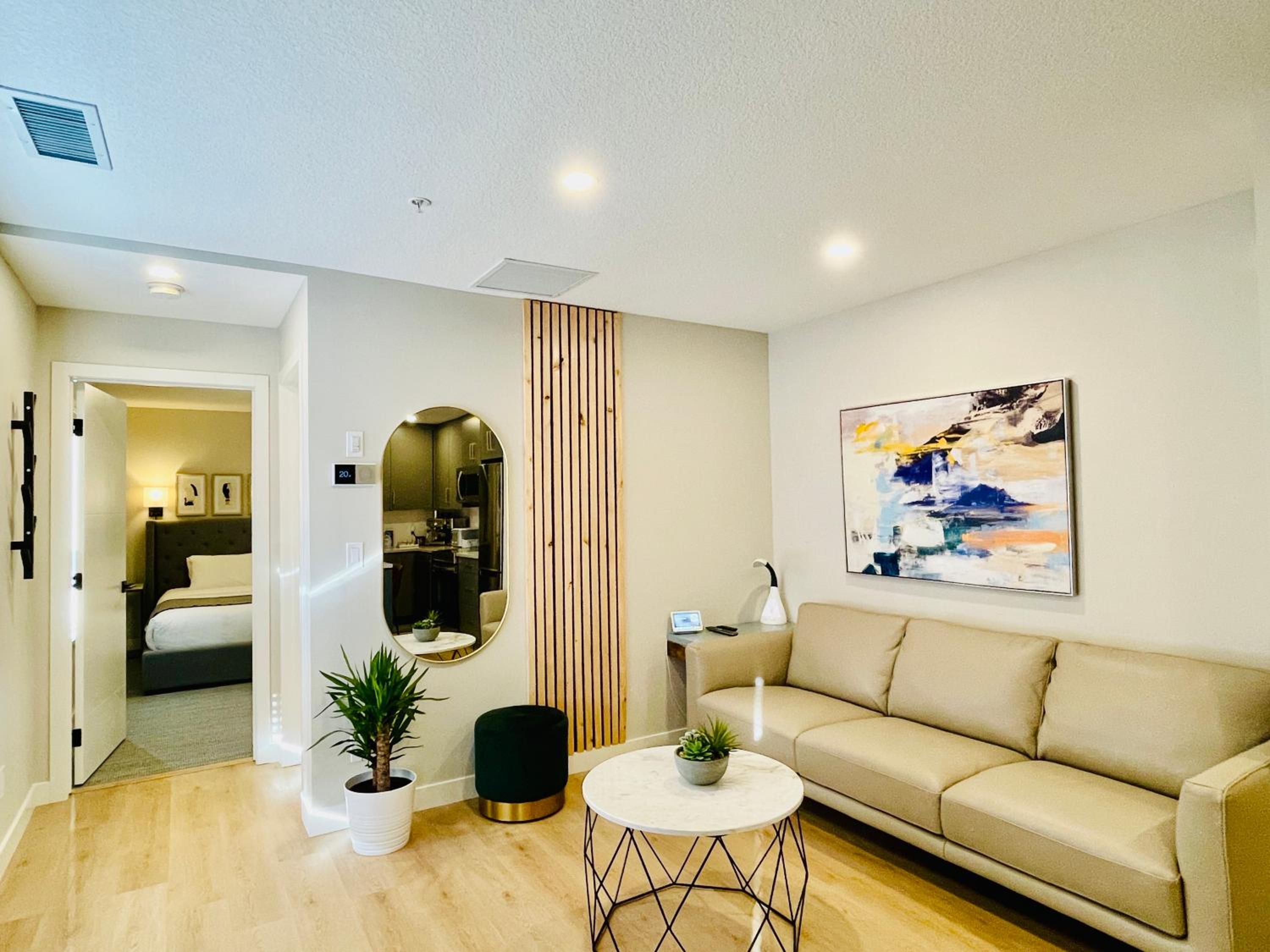 Joe's Contemporary 2 King Bedrooms Vacation Home in Canmore