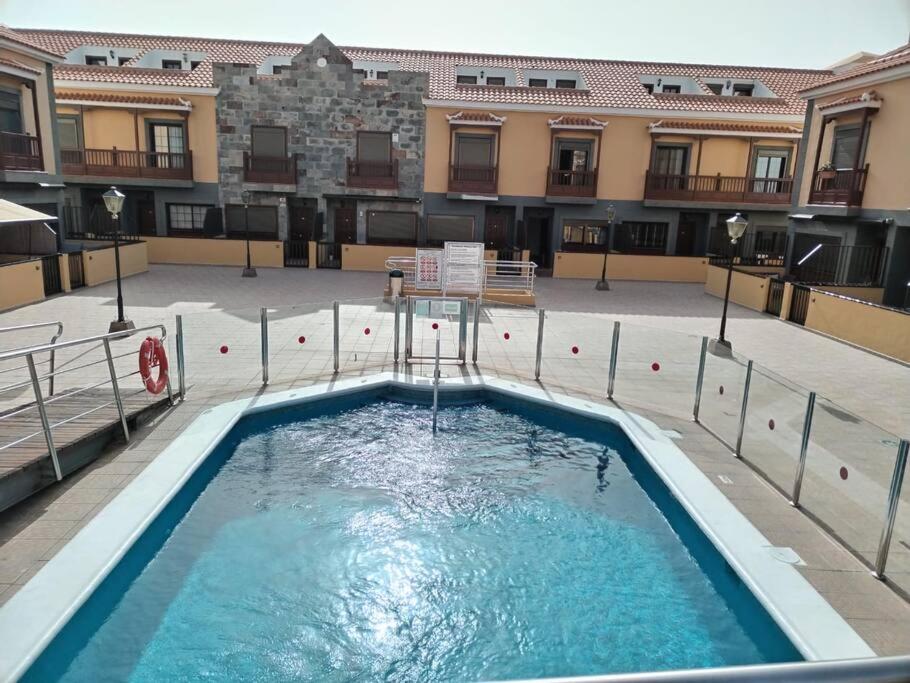 Lovely House in El Medano view 4