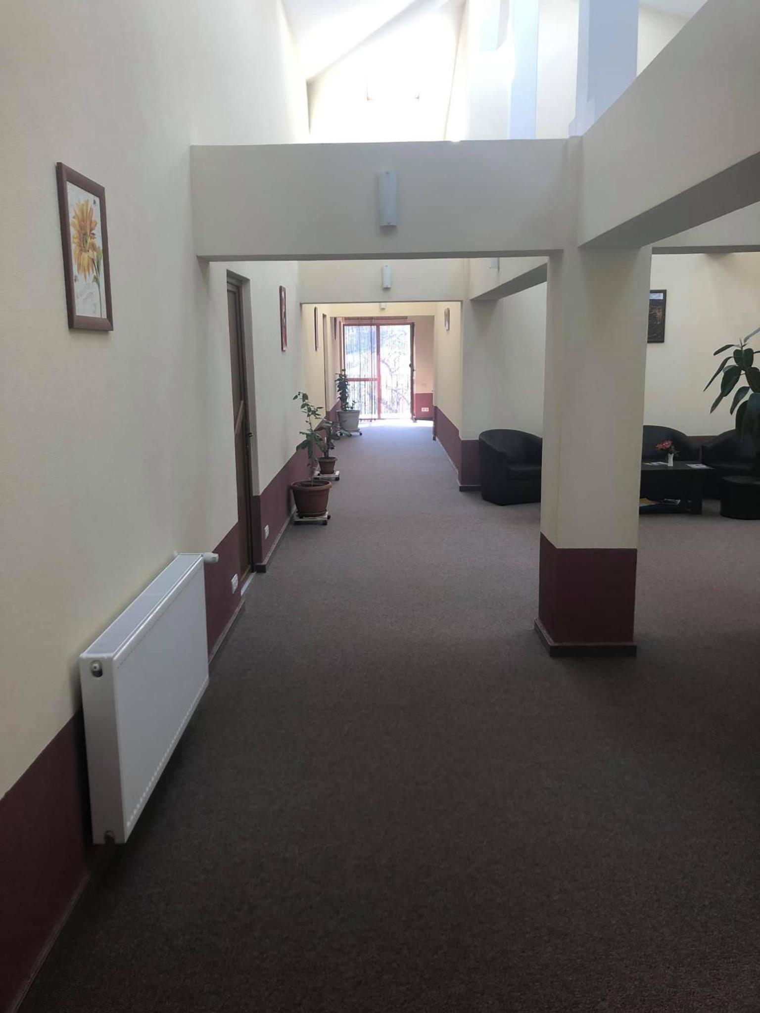 Photo 34
