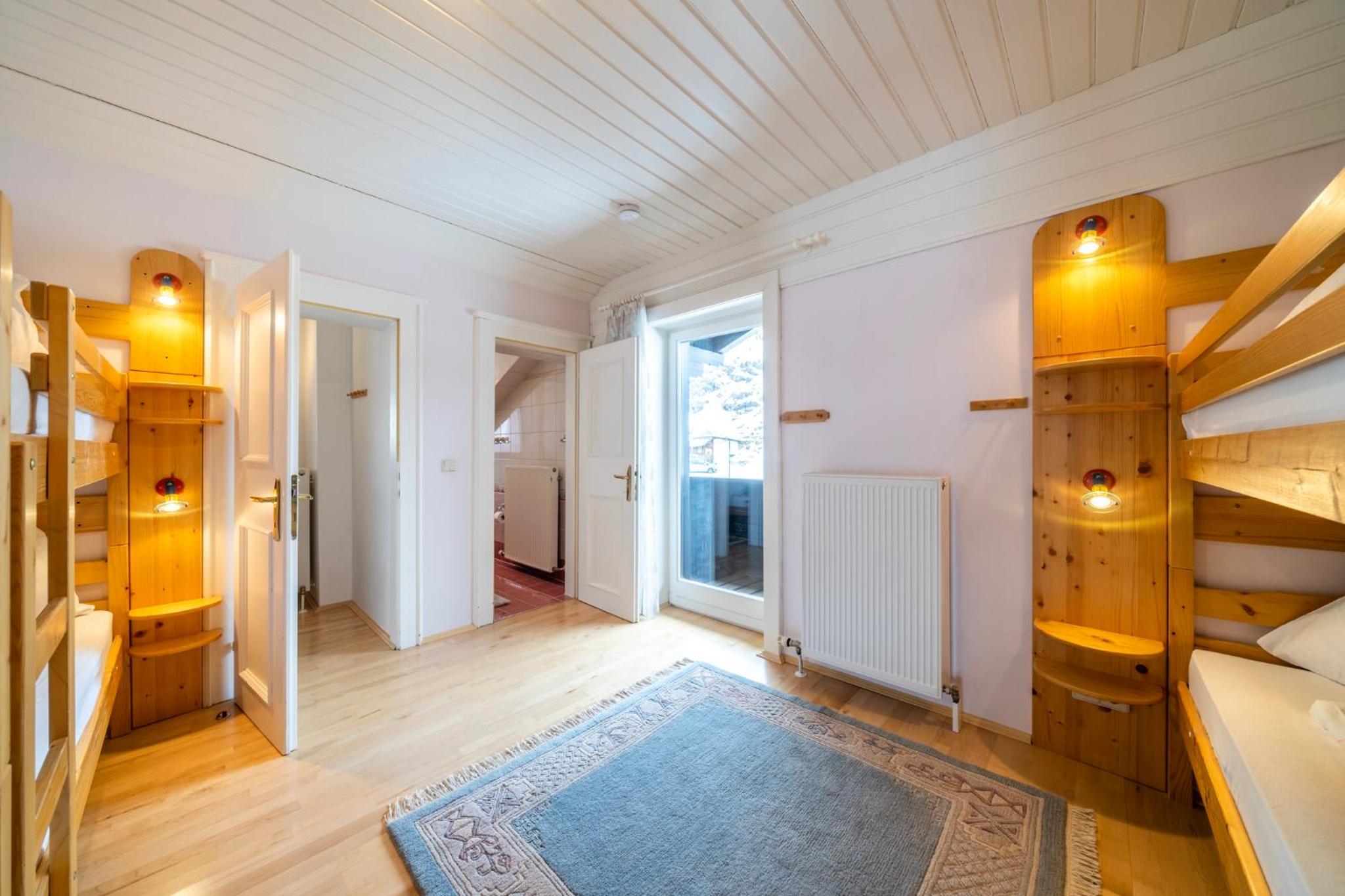 Heidi-Alm Lodge