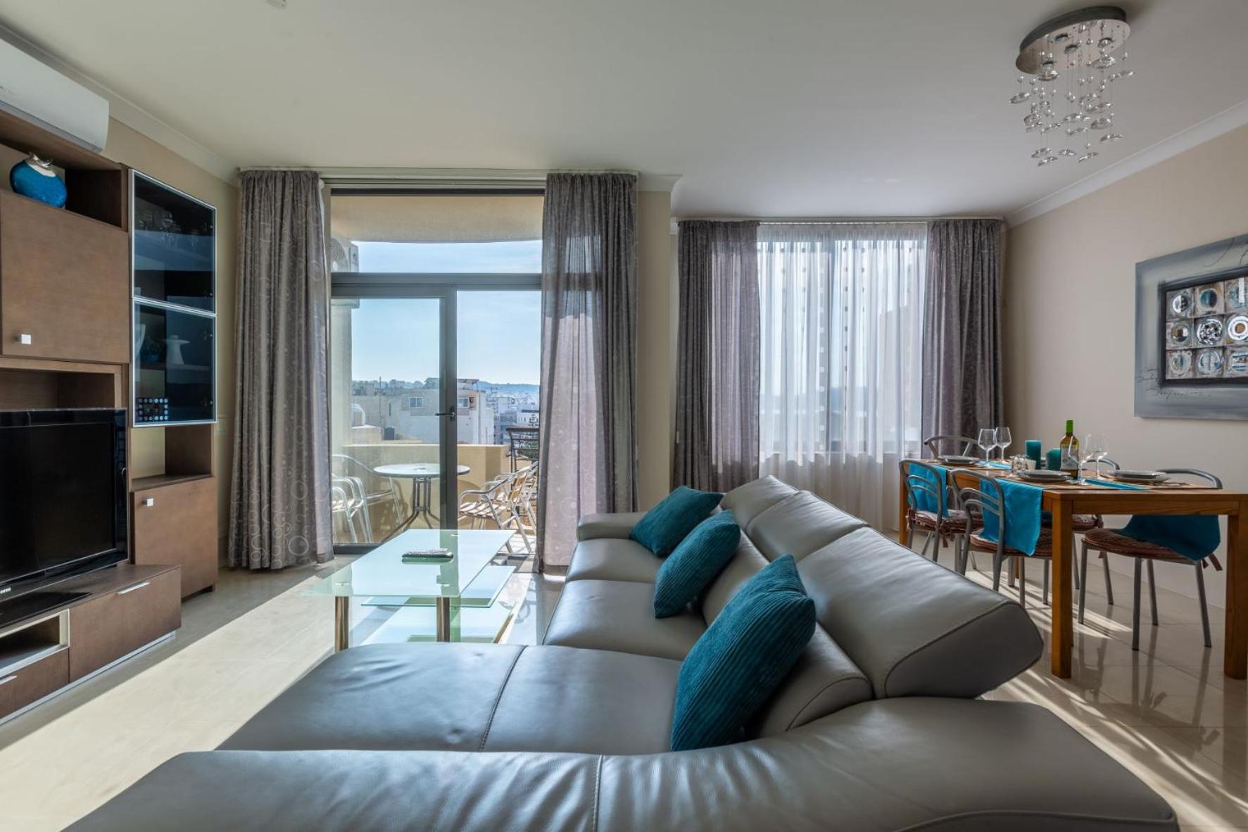 Sunset Holiday Apt - 2 Bedrooms photo 4