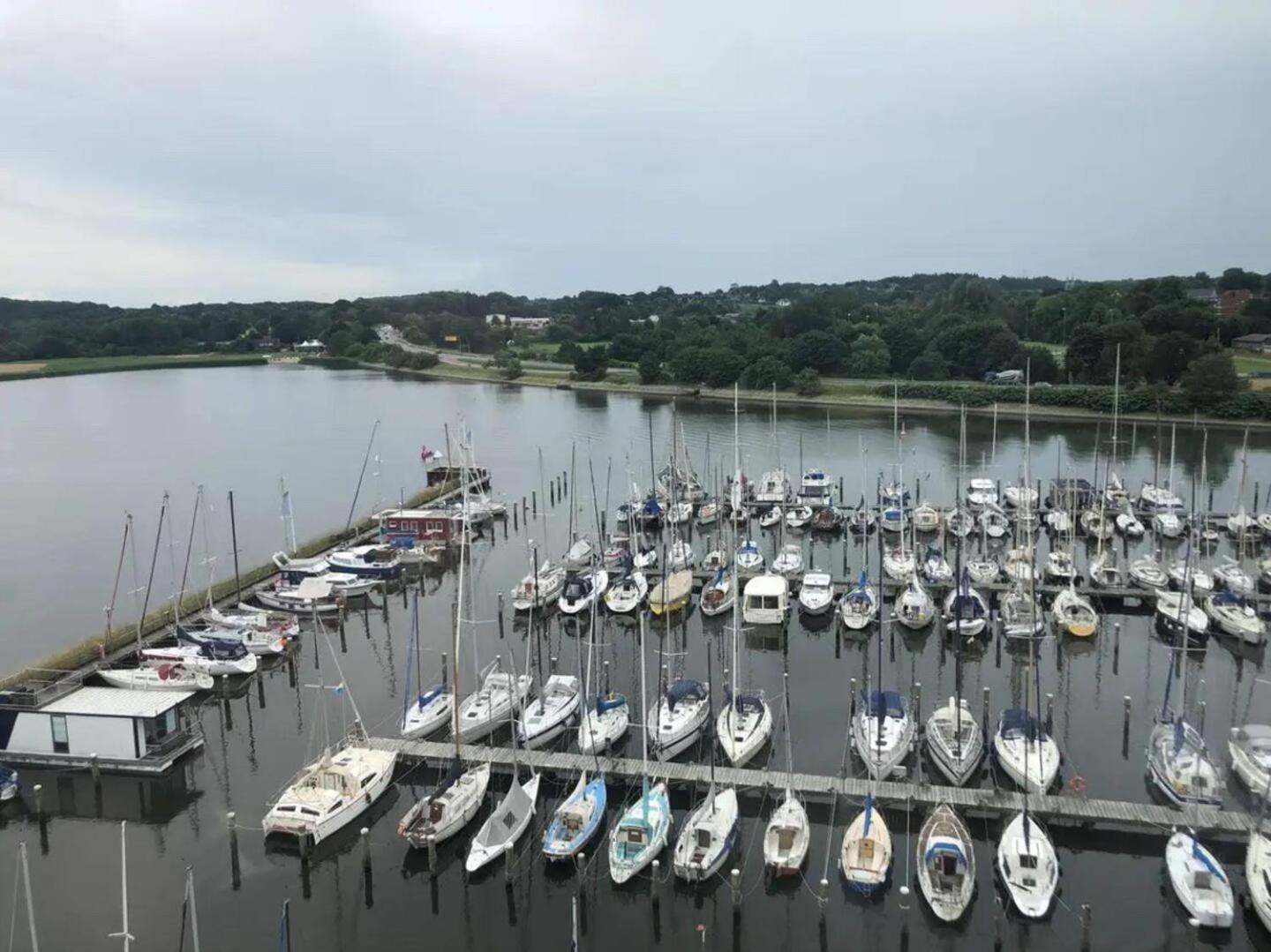 Ferienwohnung Viking View in Schleswigs Wikingerturm mit Blick auf die Schlei