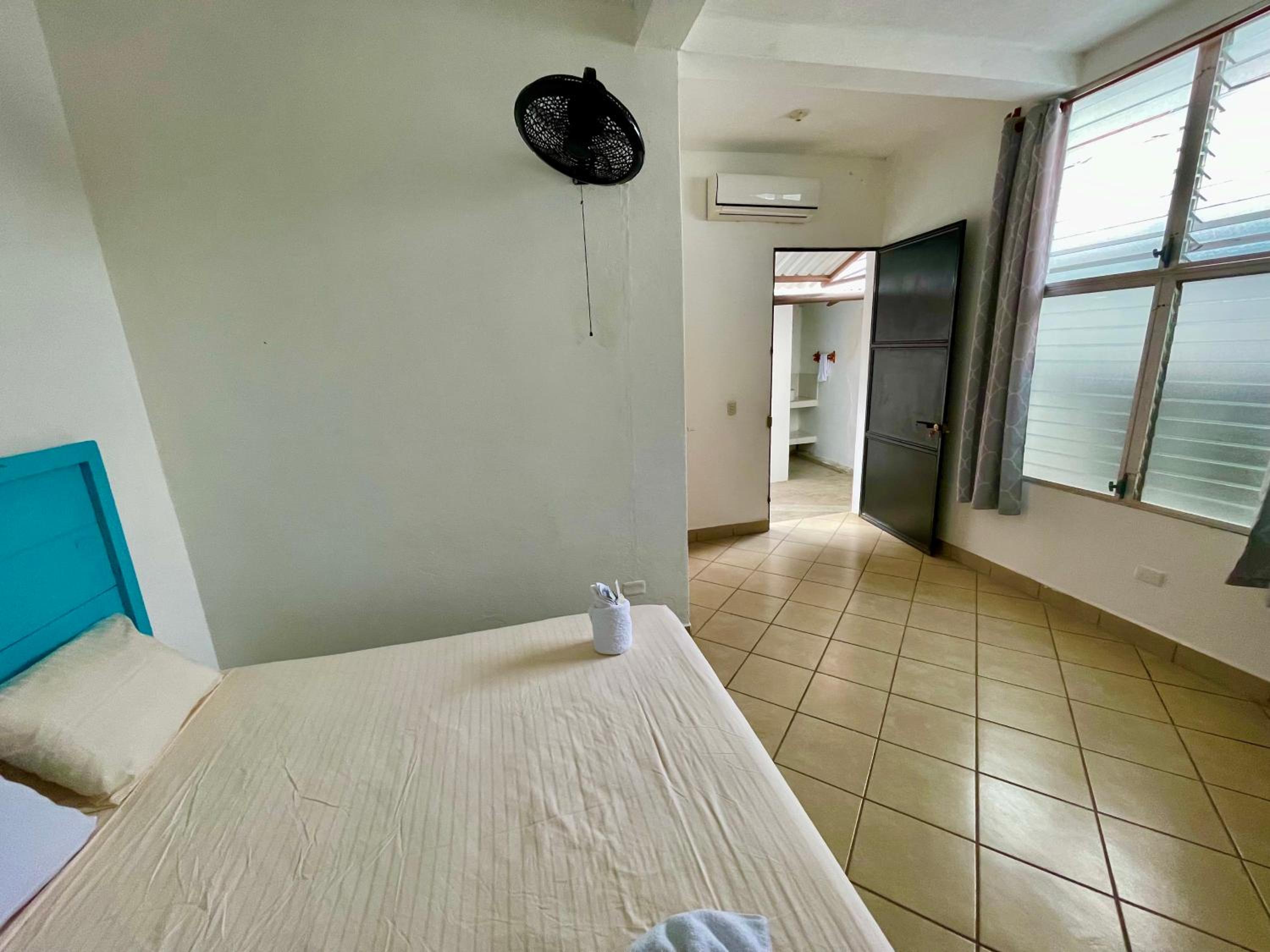 Hostal Inn 2 view 3