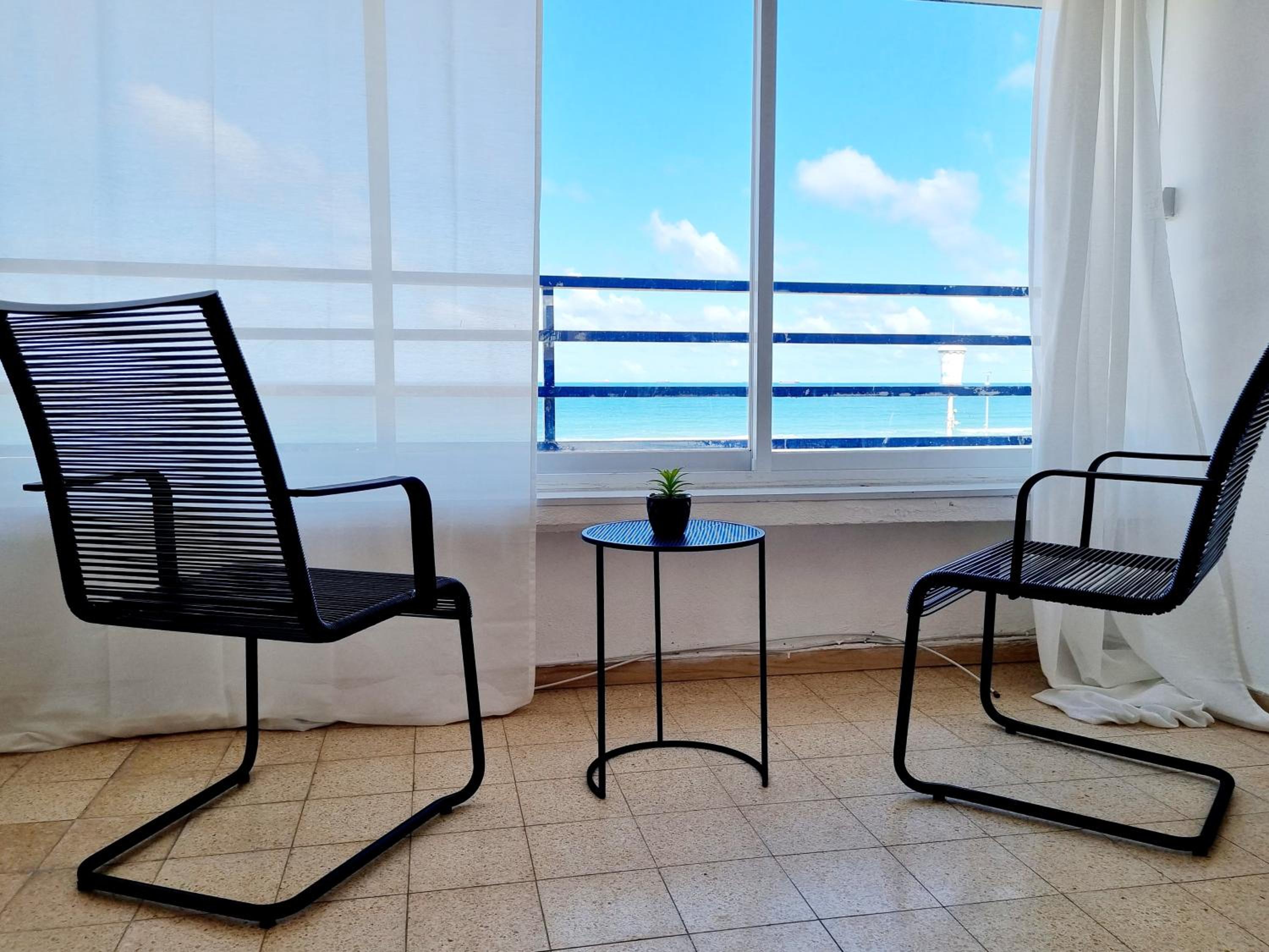 Shneider Apartments Sea ​​in the window view 2