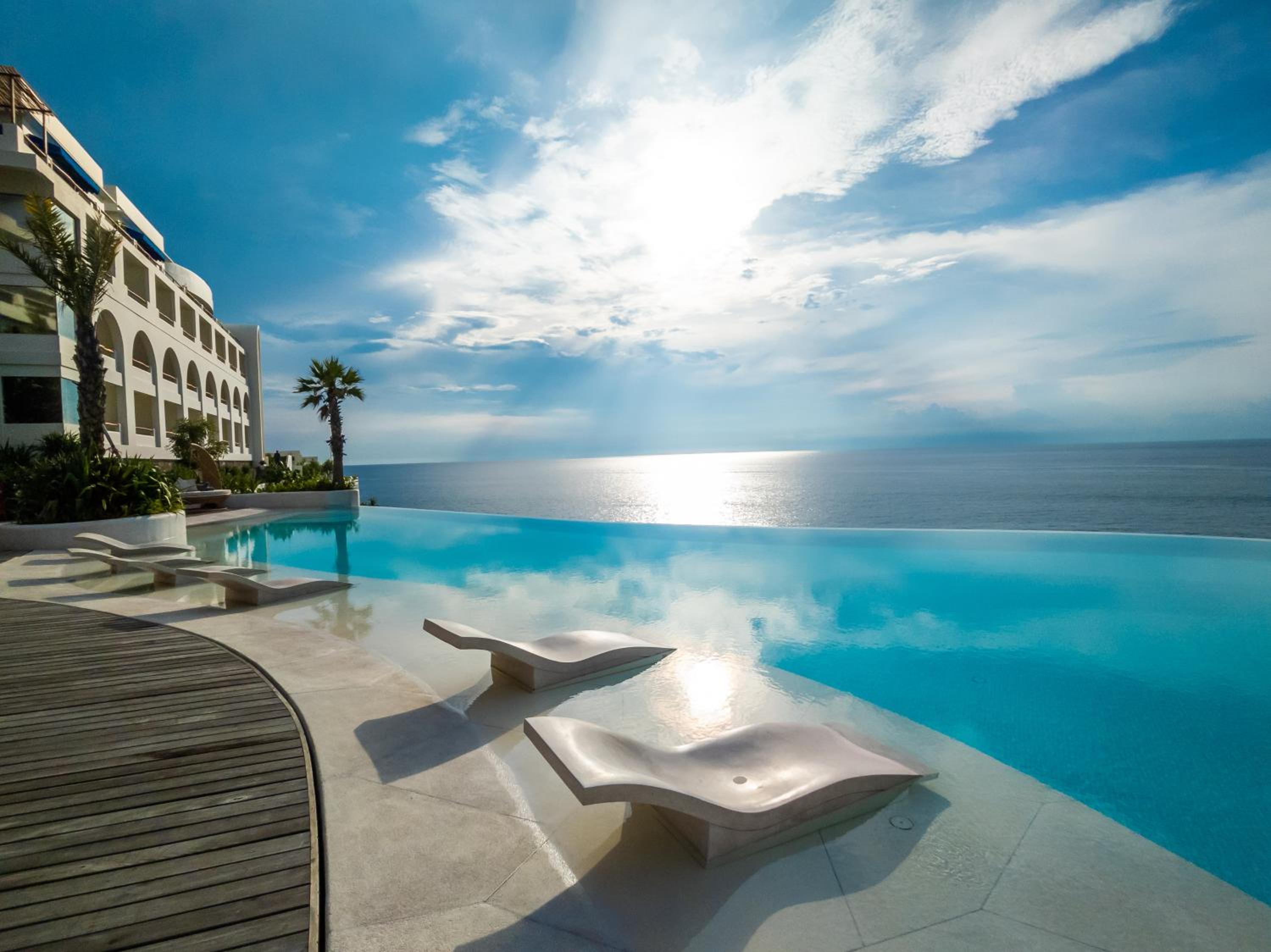 Royal Avila Boutique Resort - Image 2