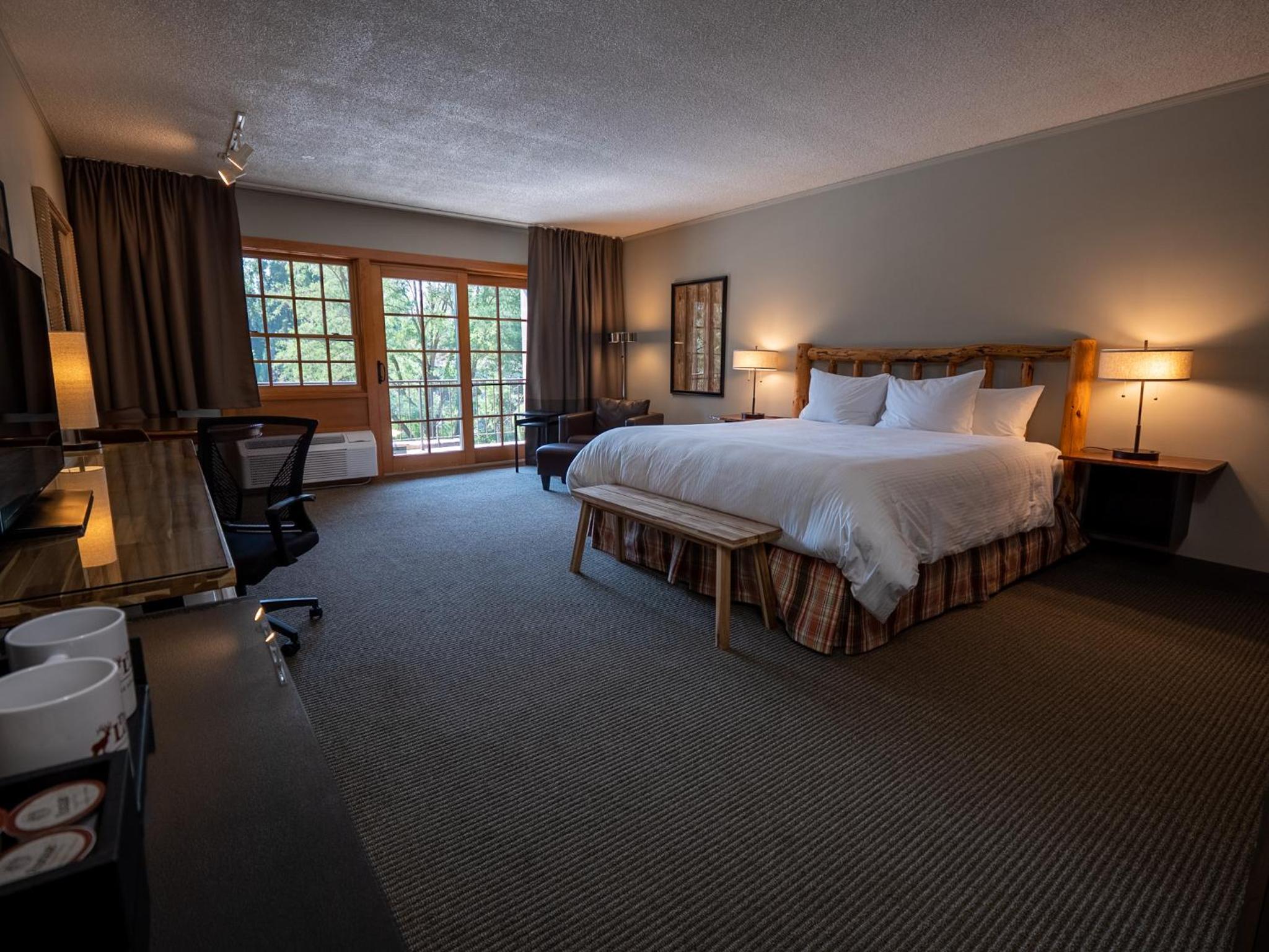 The Lodge at Riverside