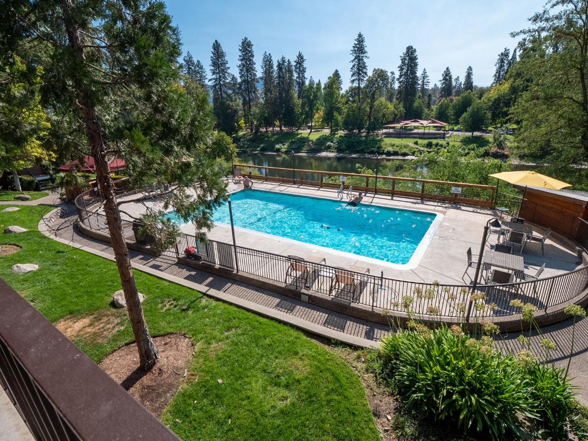 The Lodge at Riverside