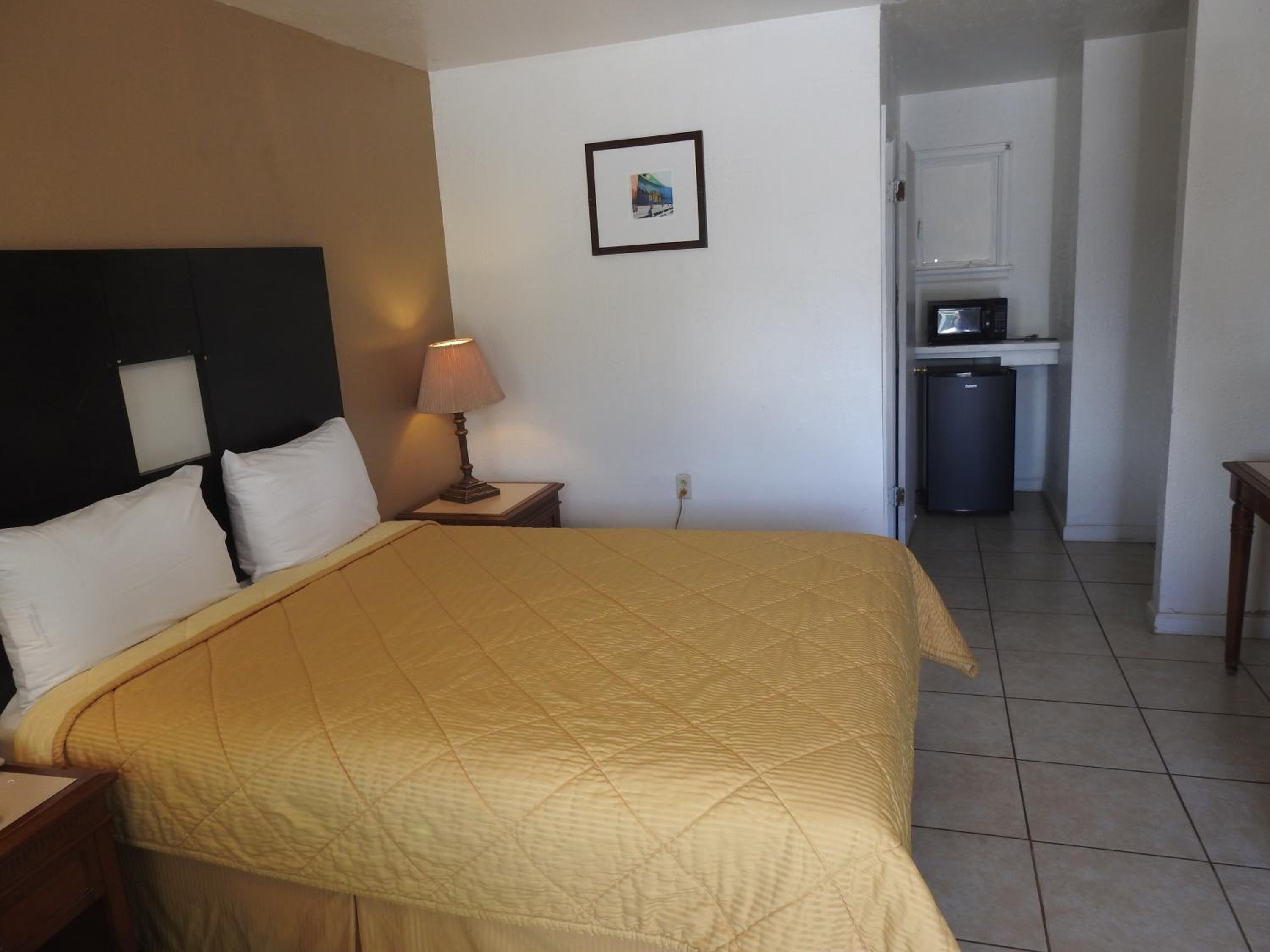 Economy Inn