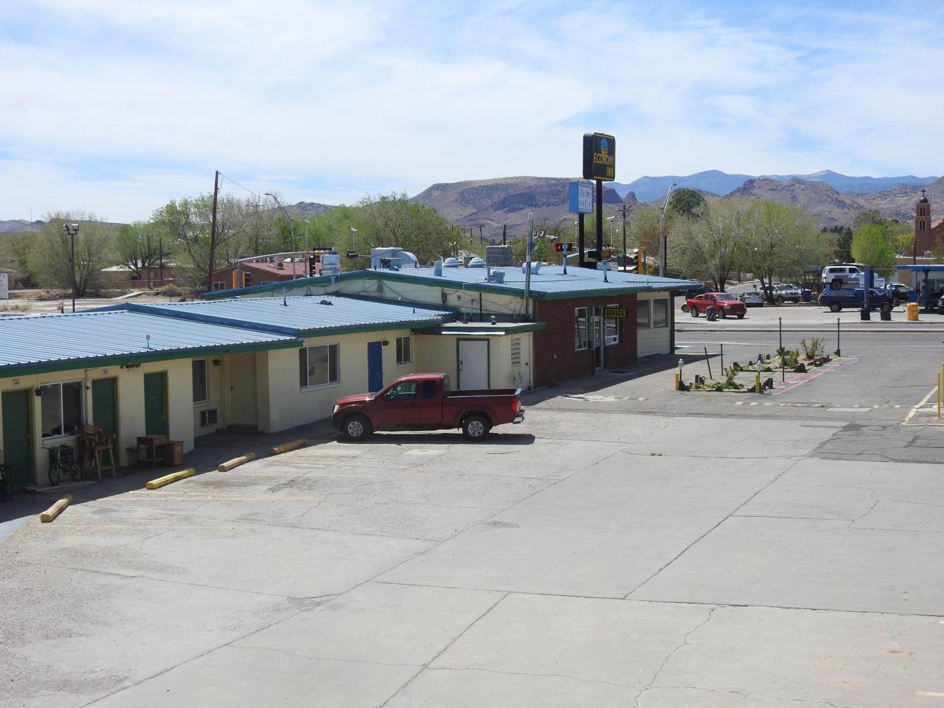 Economy Inn