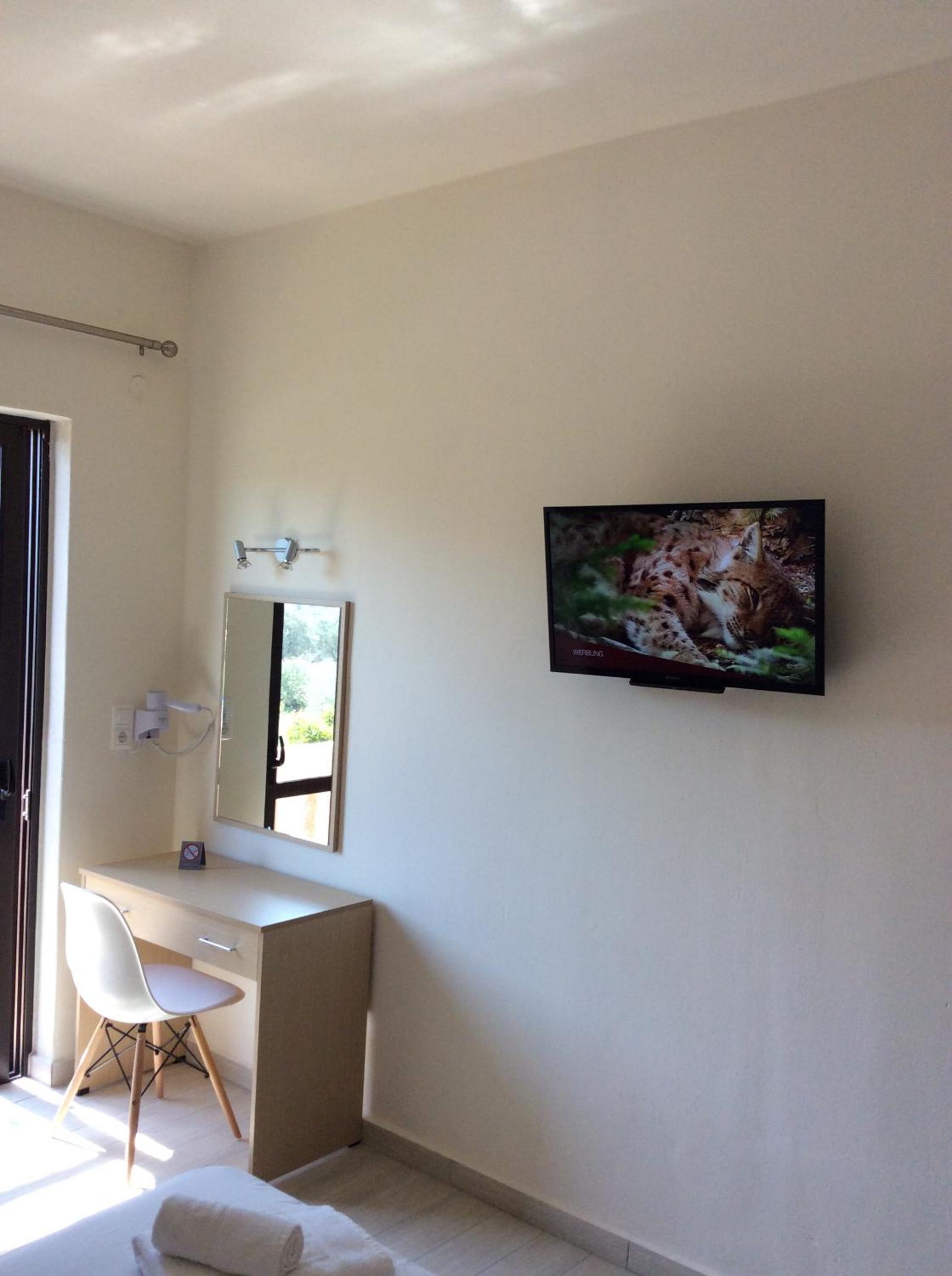 Elena Rooms