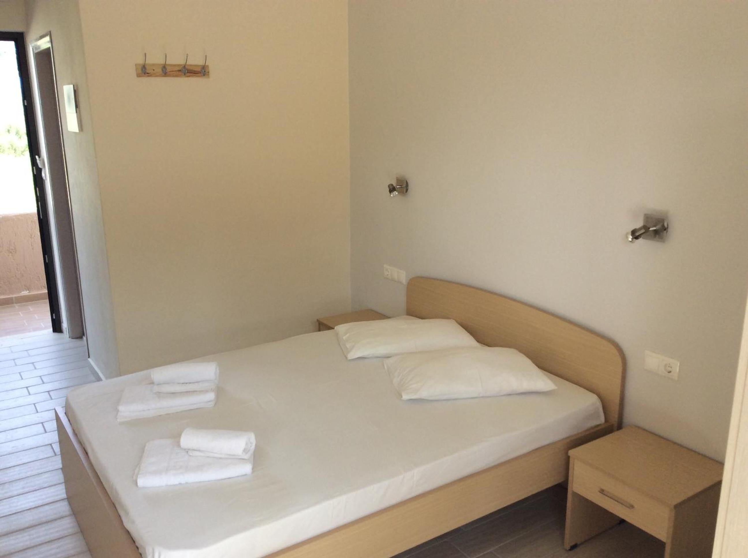 Elena Rooms