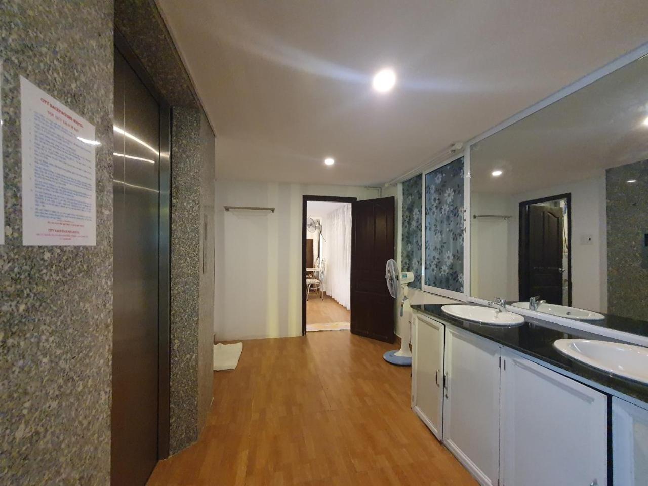 City Backpackers Hostel