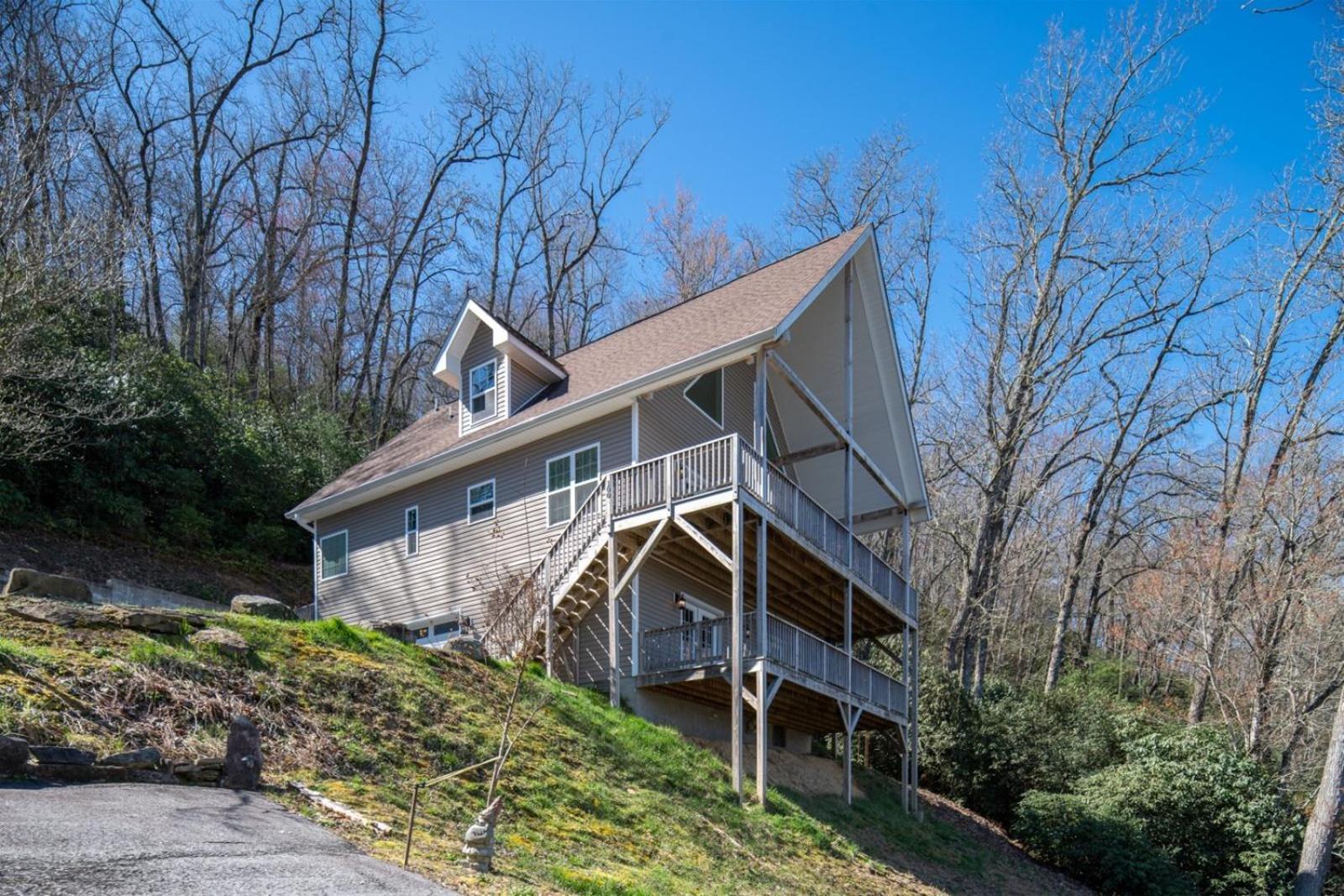 Chandler House · Chandler House - Custom Home with Mountain View