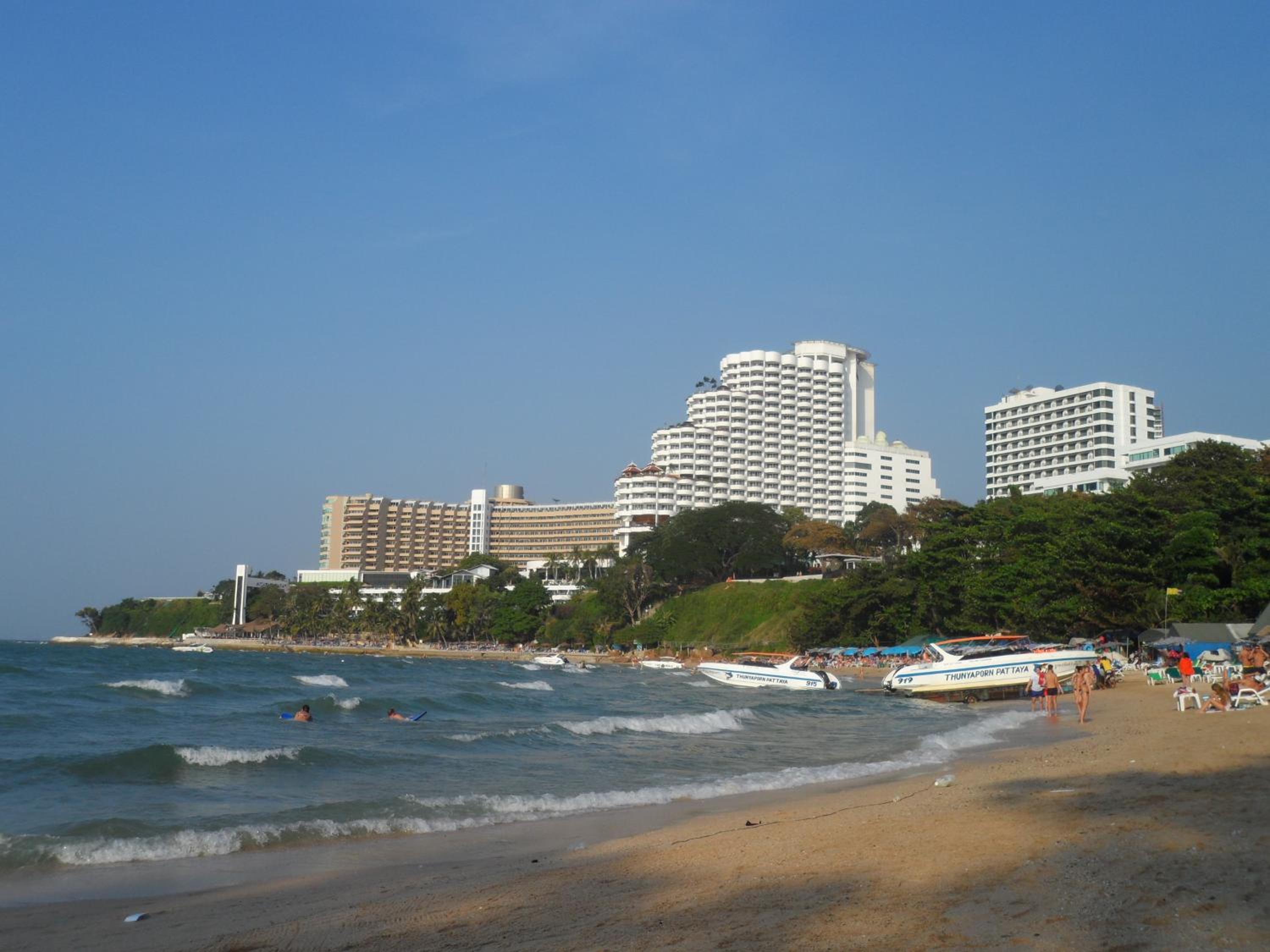 Cosy Beach View Apartments