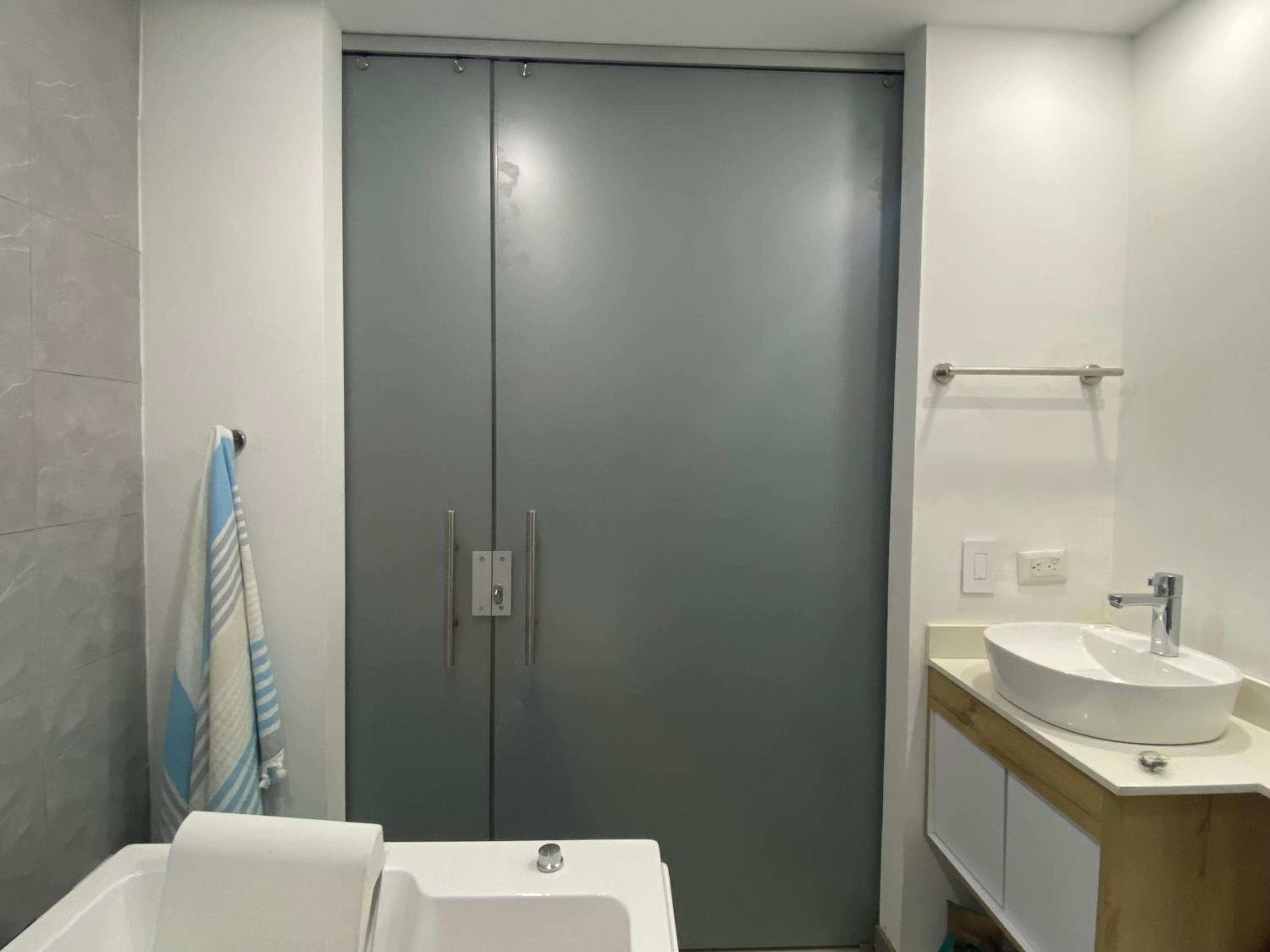 Apartasol con jacuzzi SantaFe