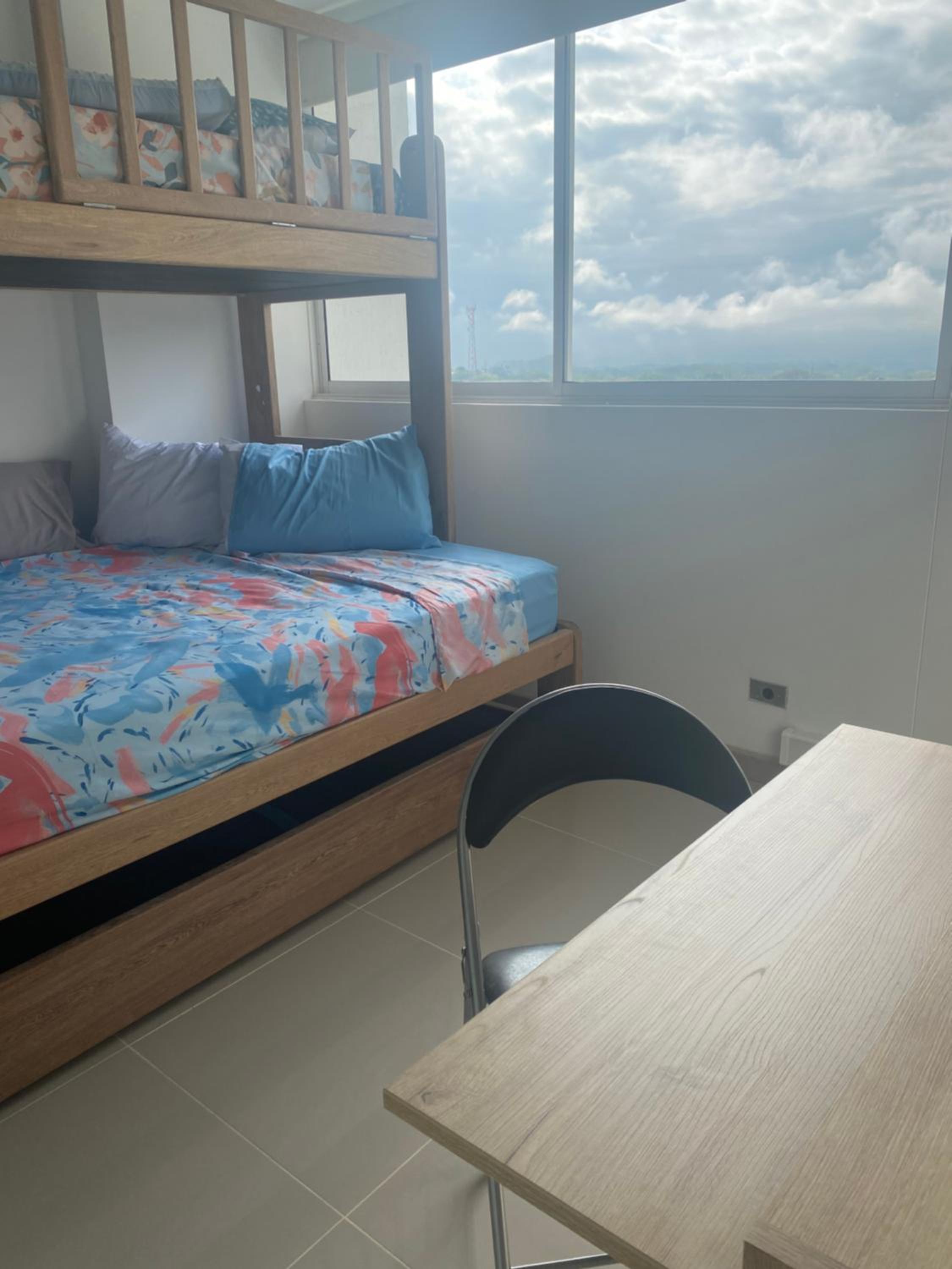 Apartasol con jacuzzi SantaFe