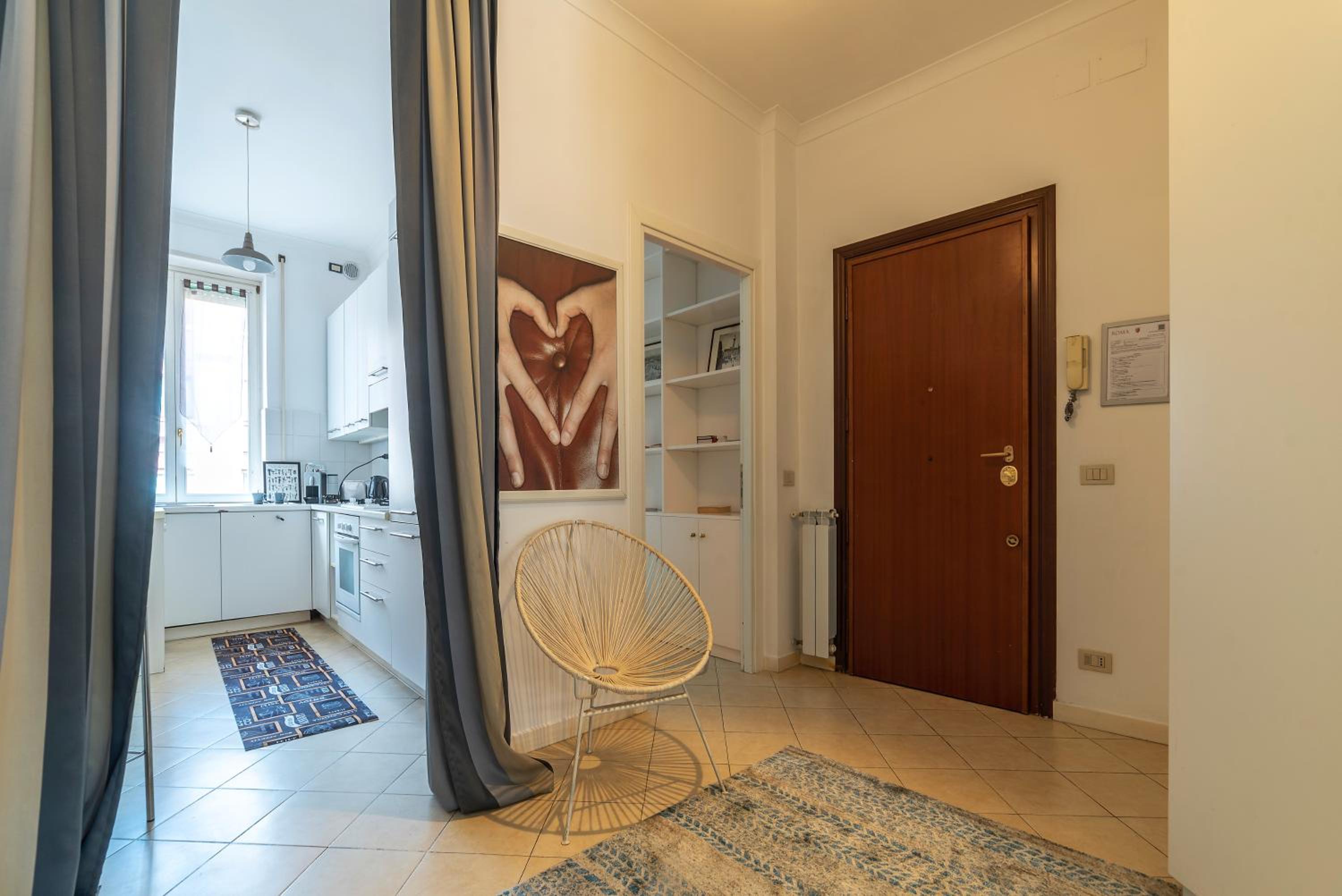 Vatican Corner Family Apartment