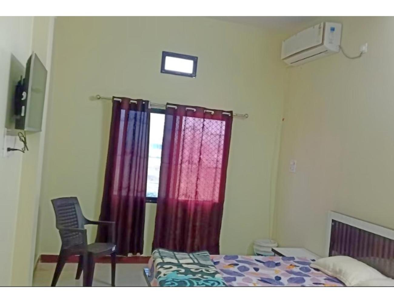 Hotel Shri Ganga, Nalkheda