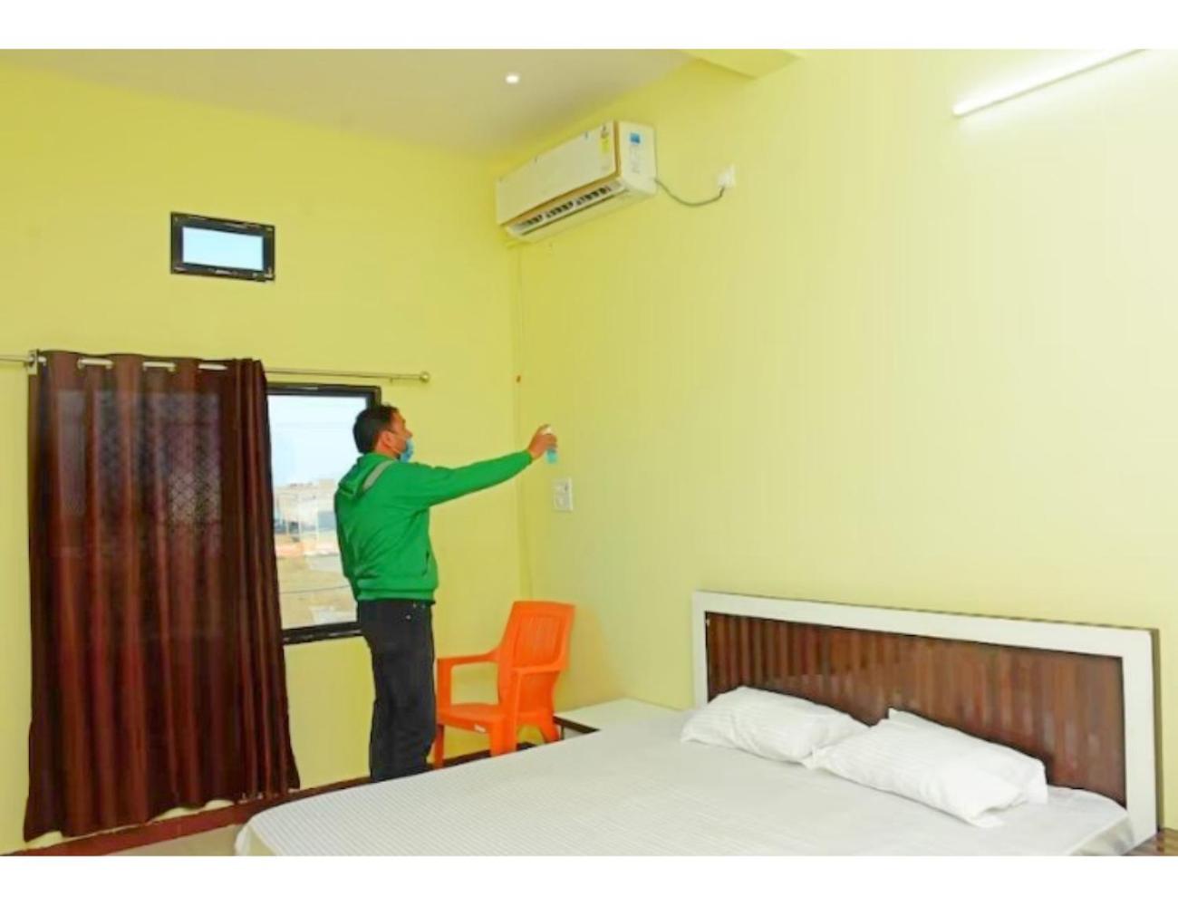 Hotel Shri Ganga, Nalkheda