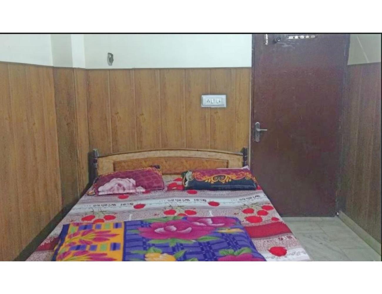 Shree Nath Hotel, Agra