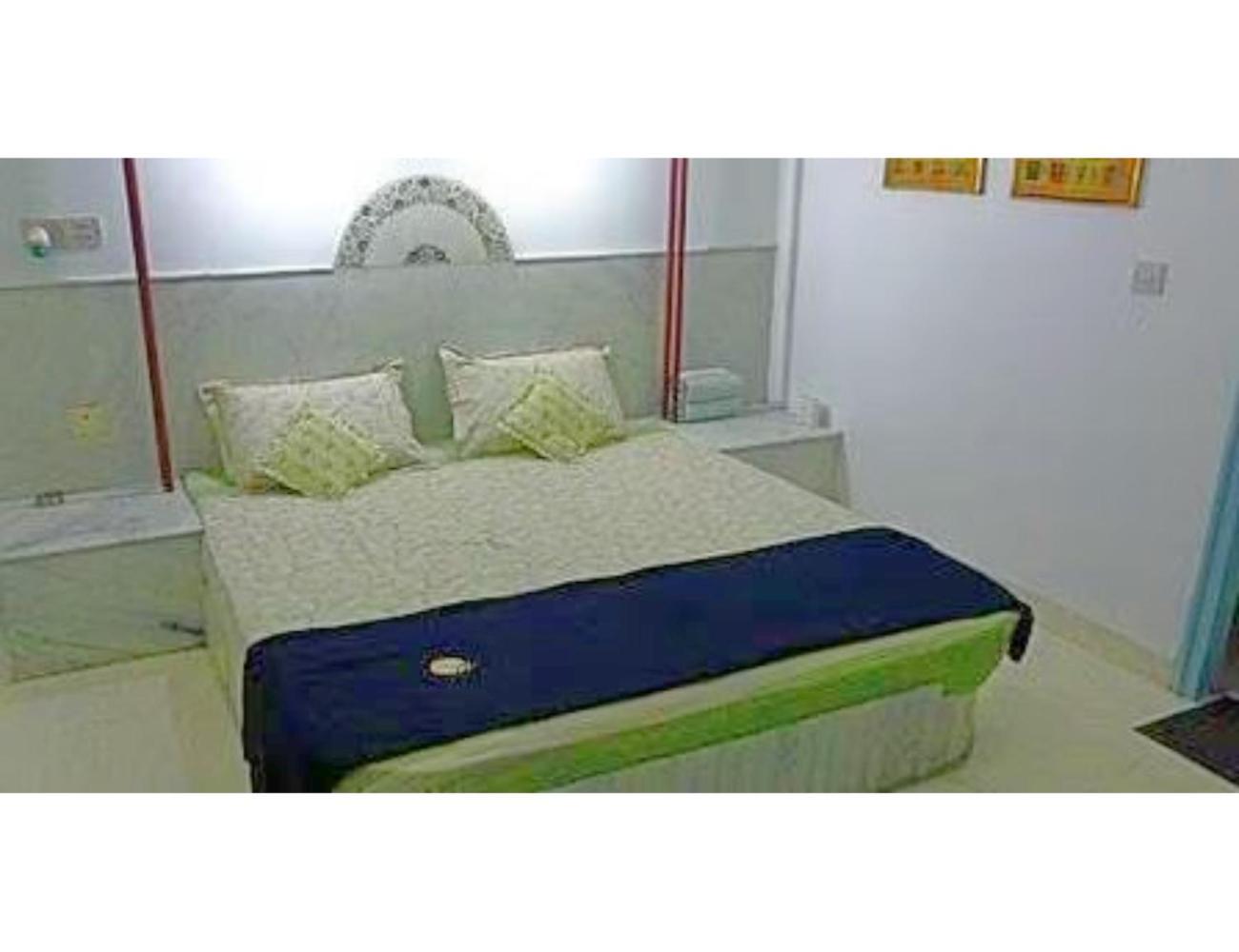Shree Nath Hotel, Agra