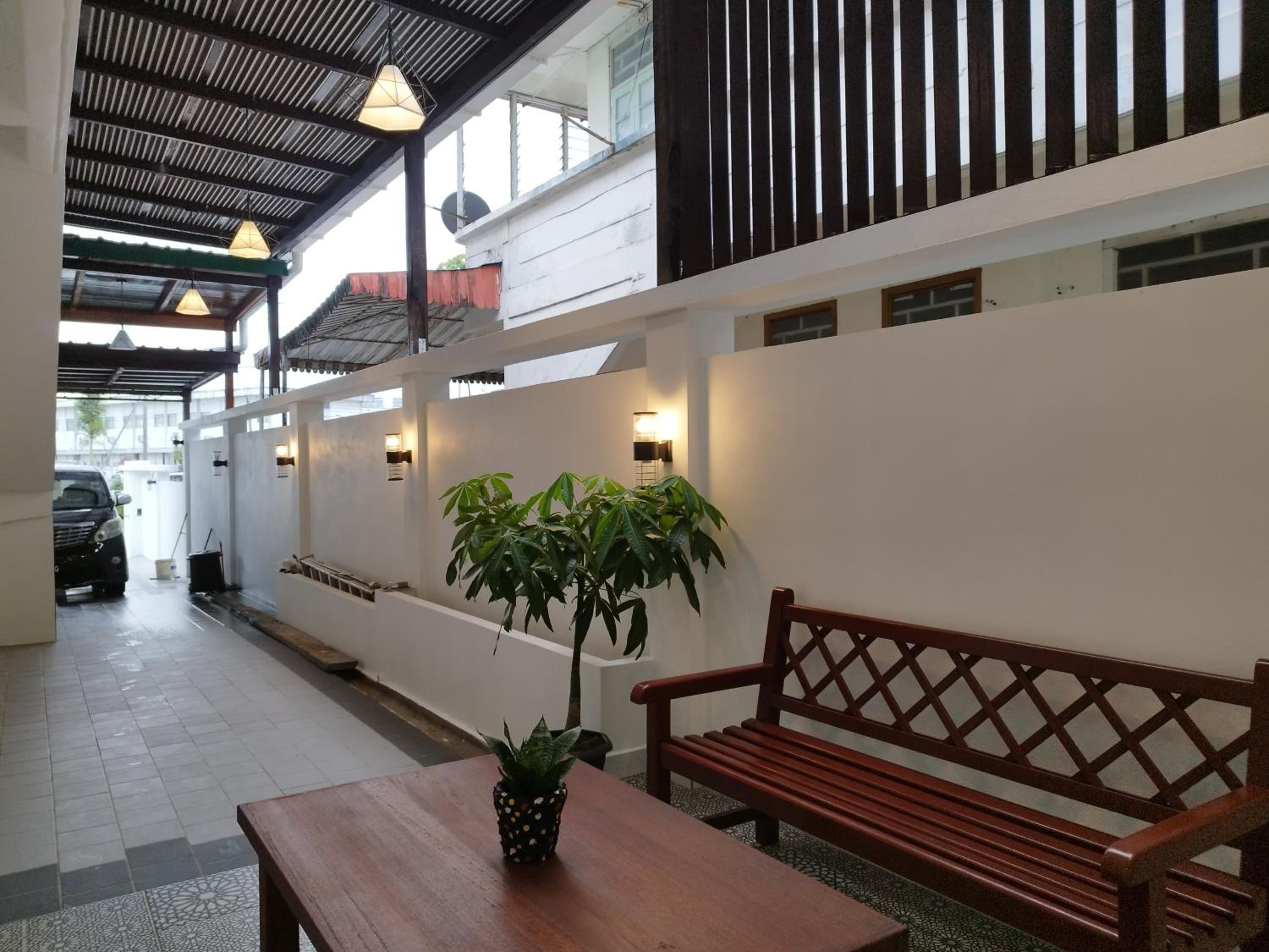 Nanyang Homestay 3 rooms 10 pax- Ground Floor photo 3