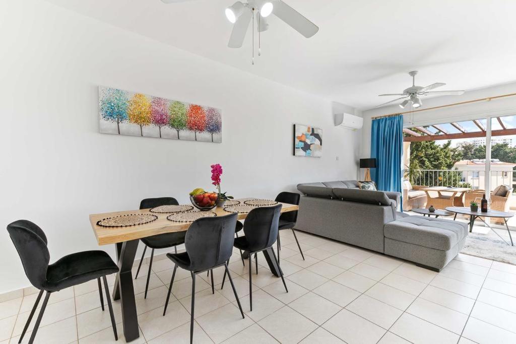 Penthouse Carina