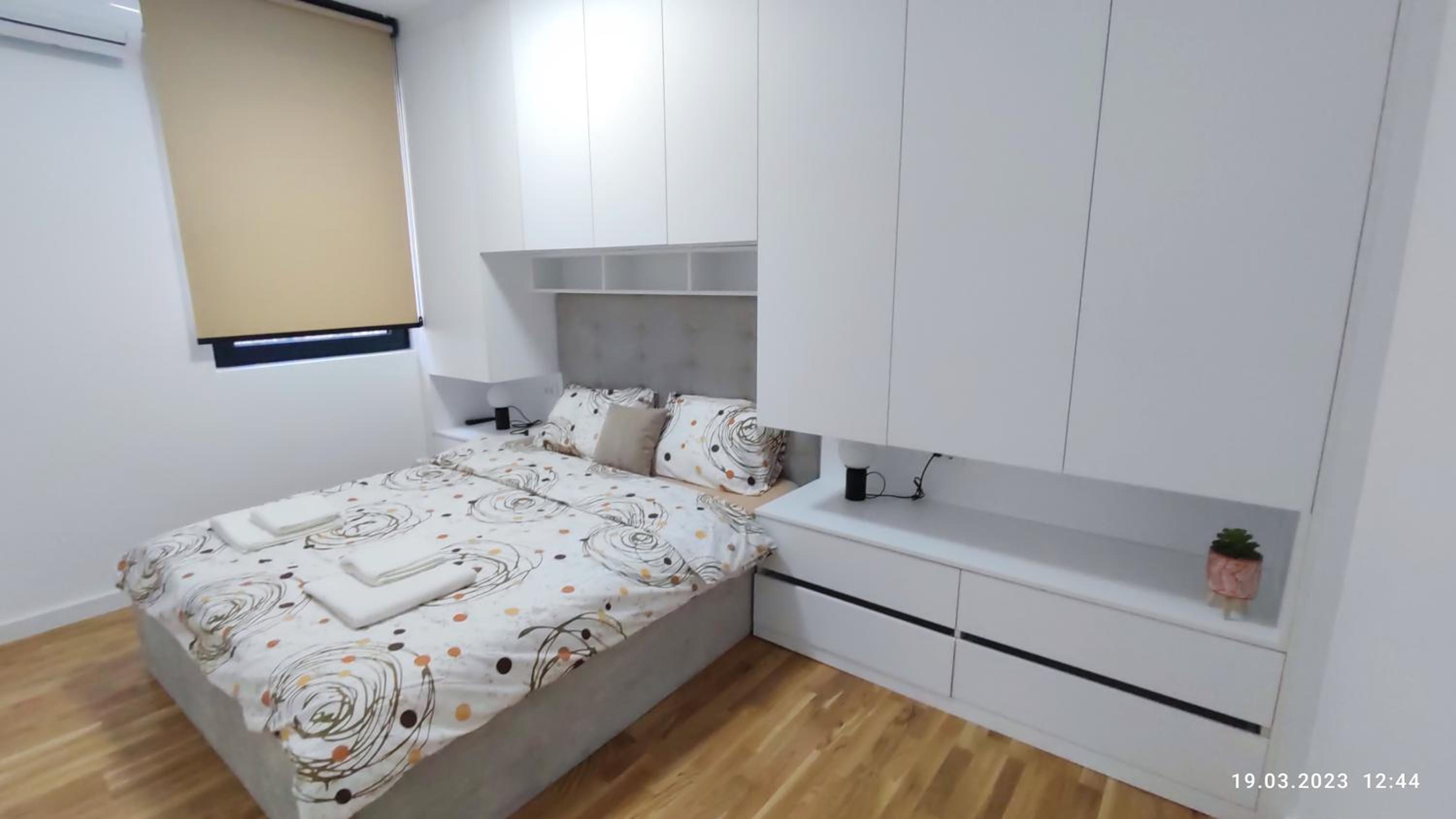 Apartments LORA in Bonila